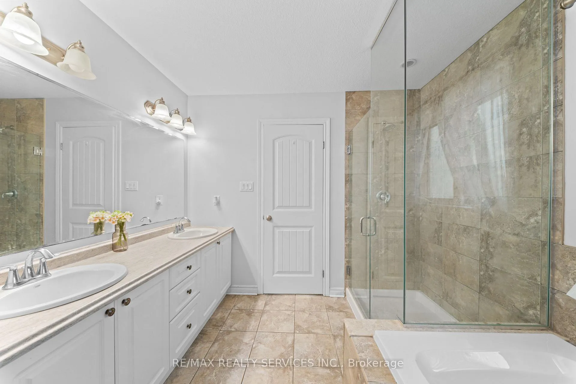 Photo 31 of 906 Audrey Place, Kitchener — HOMEH