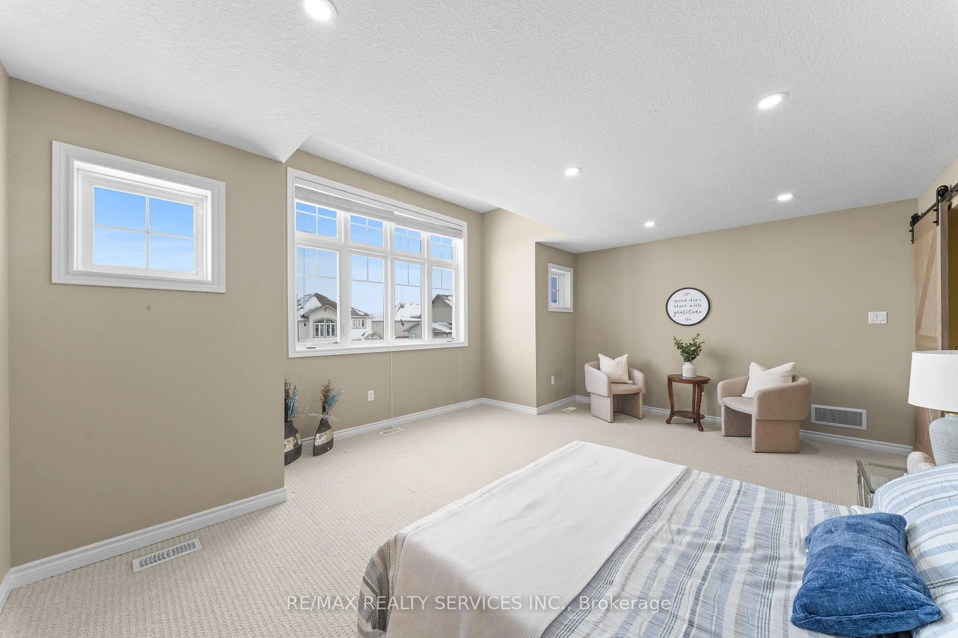 Photo 36 of 906 Audrey Place, Kitchener — HOMEH