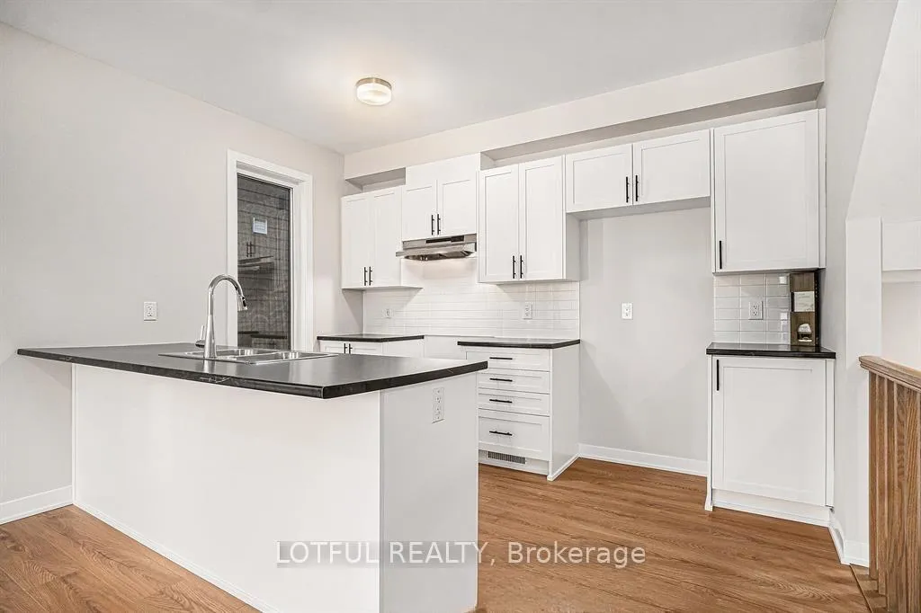 Photo 2 of 337 Catsfoot, Ottawa, Barrhaven - Half Moon Bay — HOMEH