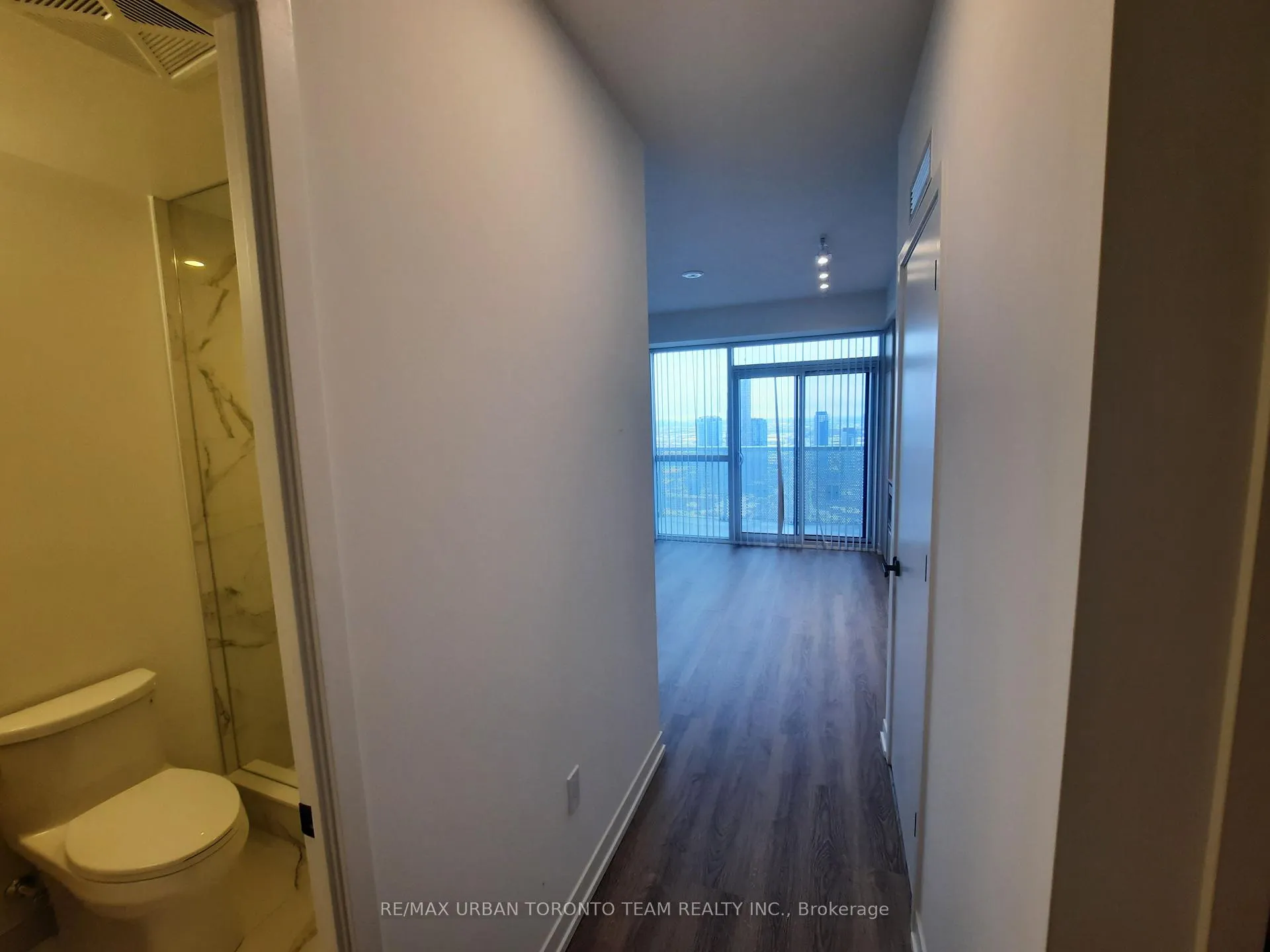 Photo 15 of Unit 4806, 8 Interchange Way, Vaughan, Vaughan Corporate Centre — HOMEH