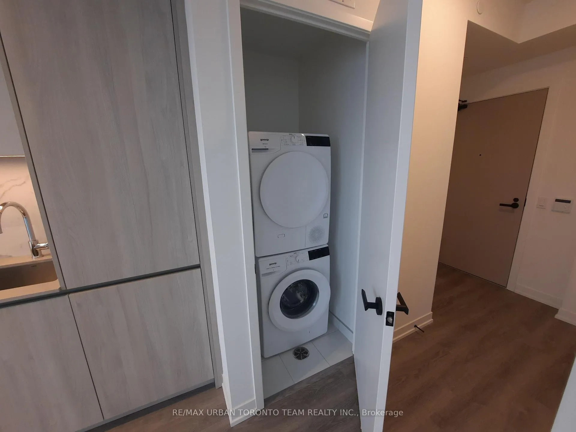 Photo 16 of Unit 4806, 8 Interchange Way, Vaughan, Vaughan Corporate Centre — HOMEH