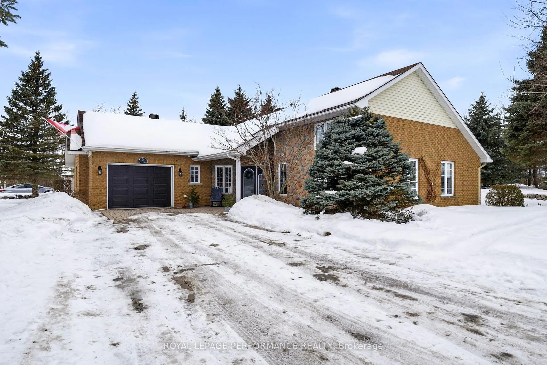 Photo 2 of 2 Barry Street, South Stormont, Long Sault — HOMEH