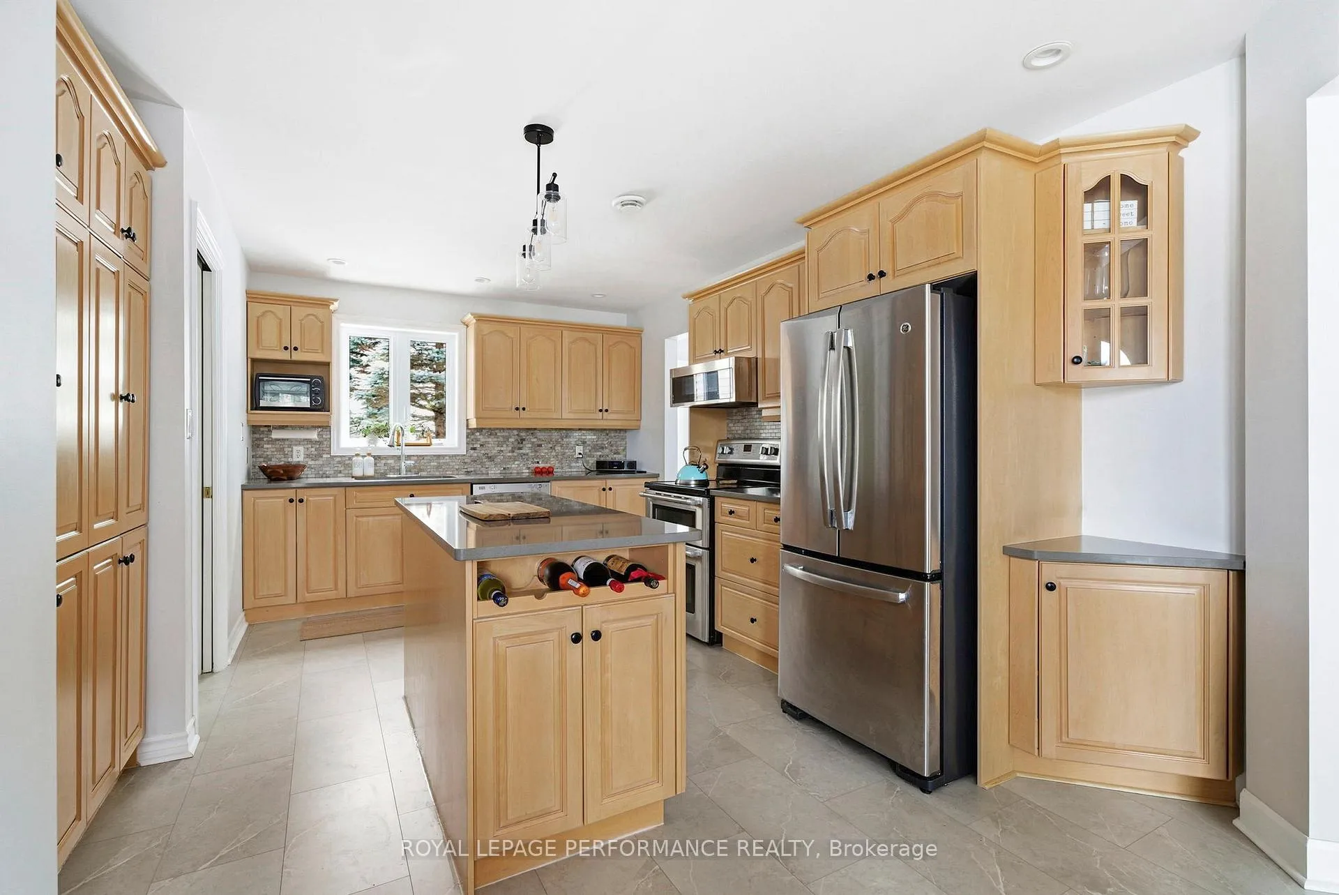 Photo 19 of 2 Barry Street, South Stormont, Long Sault — HOMEH