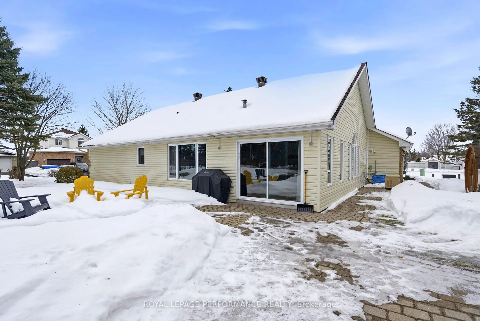 Photo 44 of 2 Barry Street, South Stormont, Long Sault — HOMEH