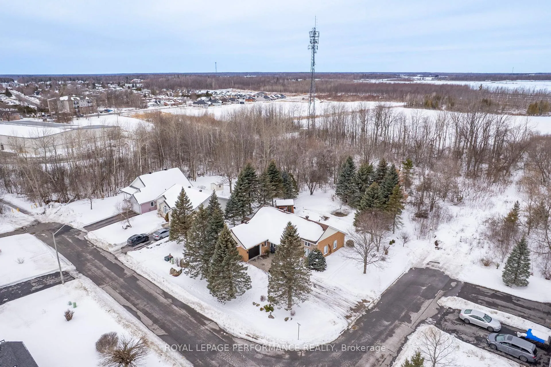 Photo 46 of 2 Barry Street, South Stormont, Long Sault — HOMEH