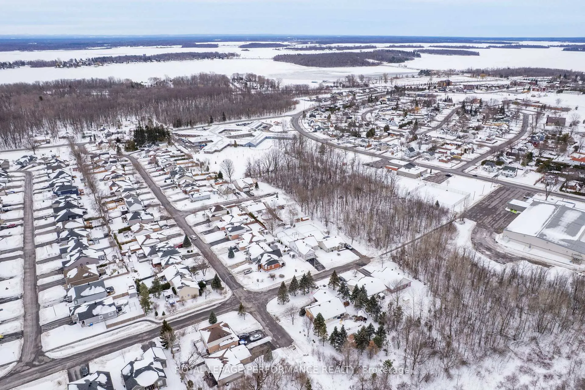 Photo 49 of 2 Barry Street, South Stormont, Long Sault — HOMEH