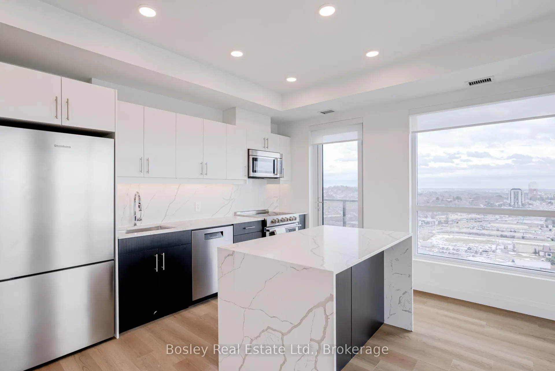Photo 1 of Unit 1504, 1333 Weber Street E, Kitchener — HOMEH