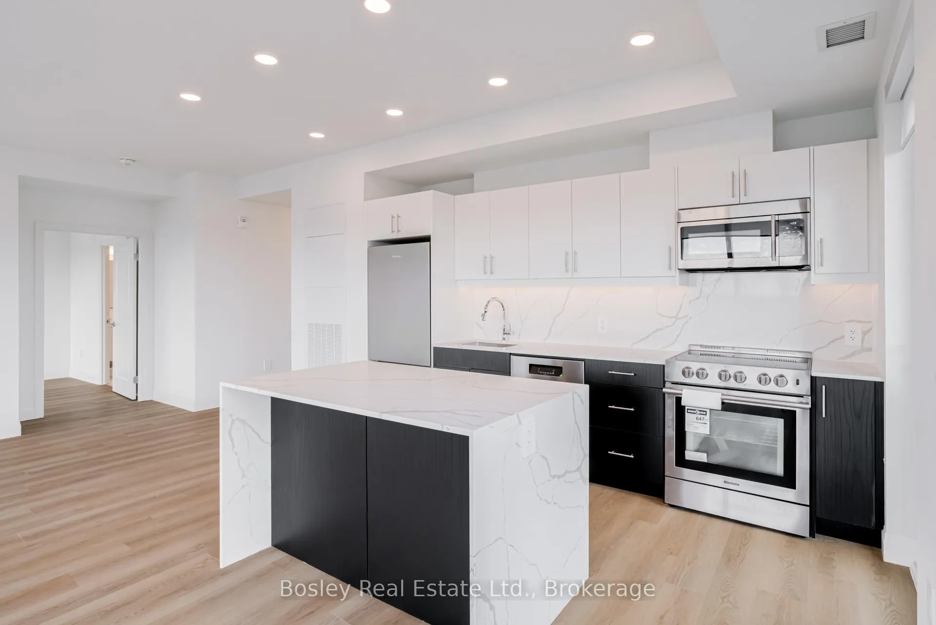 Photo 2 of Unit 1504, 1333 Weber Street E, Kitchener — HOMEH