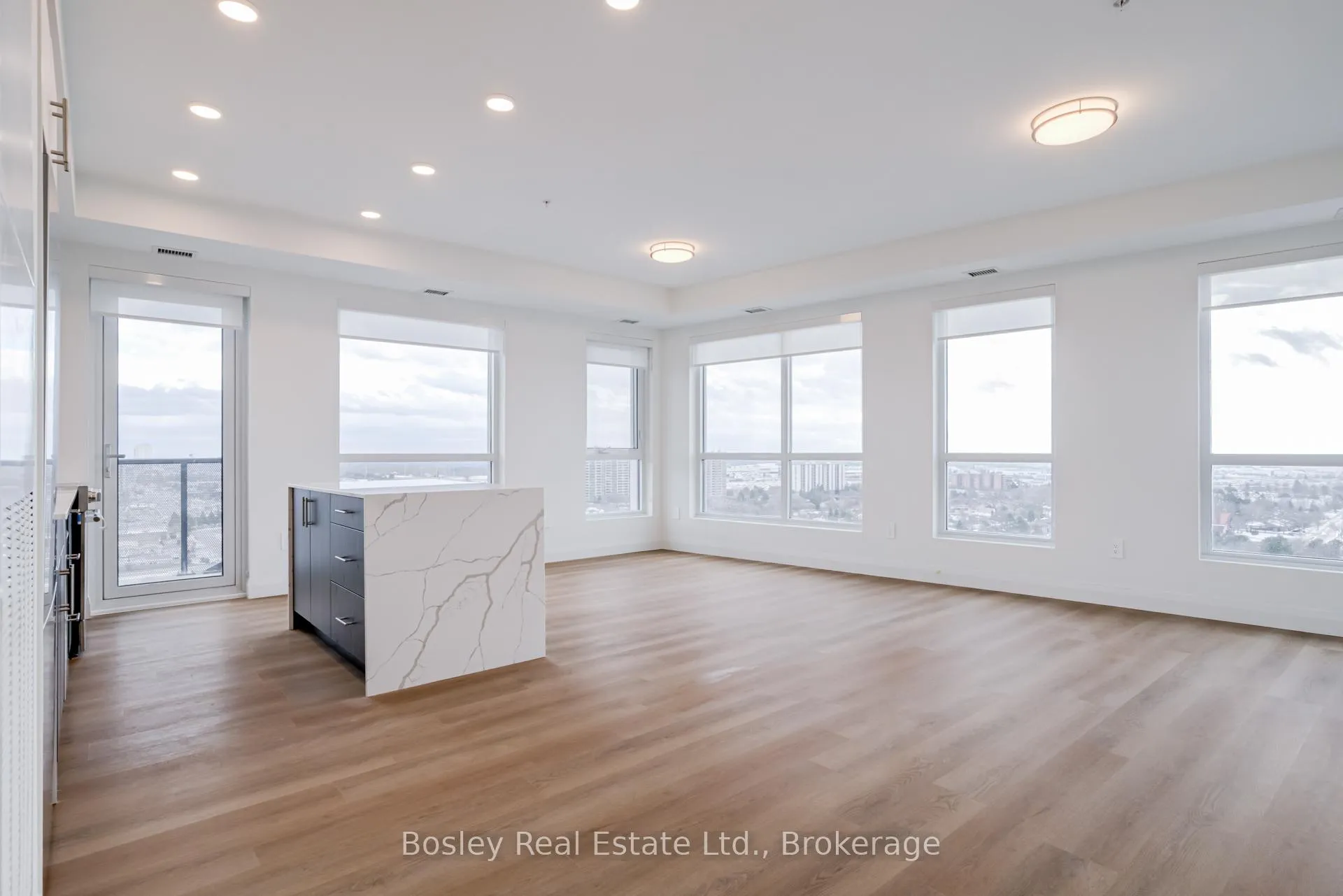 Photo 7 of Unit 1504, 1333 Weber Street E, Kitchener — HOMEH