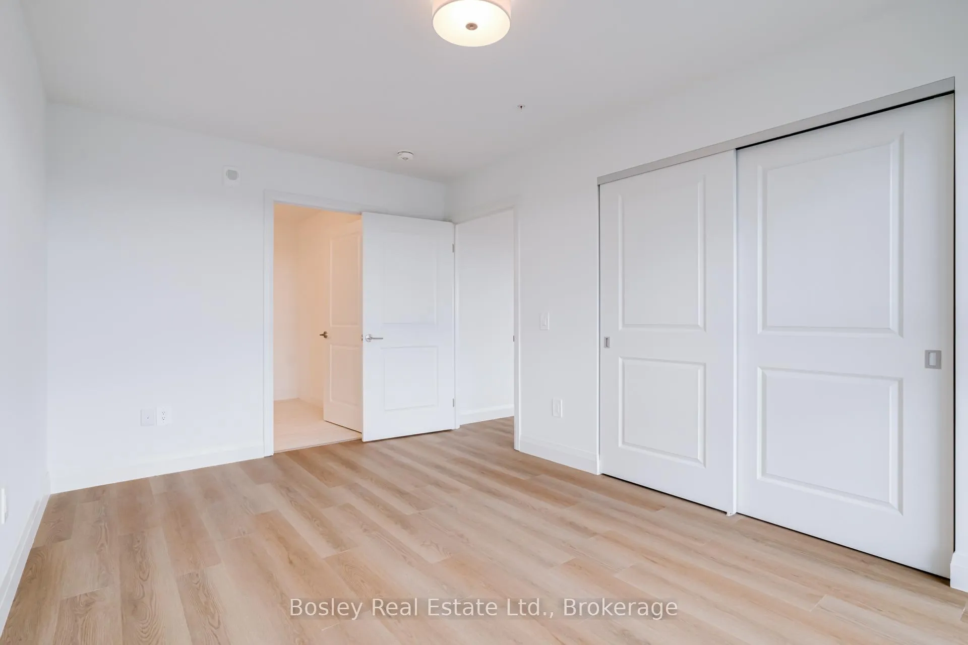 Photo 17 of Unit 1504, 1333 Weber Street E, Kitchener — HOMEH