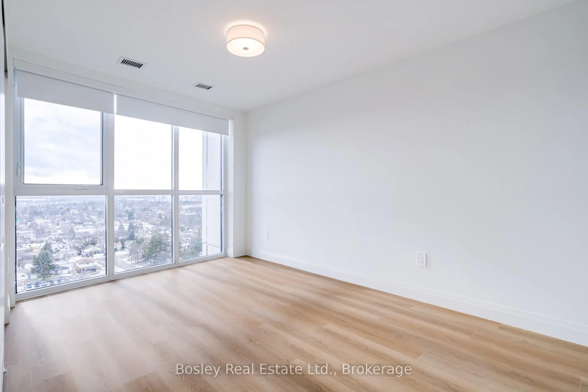 Photo 18 of Unit 1504, 1333 Weber Street E, Kitchener — HOMEH