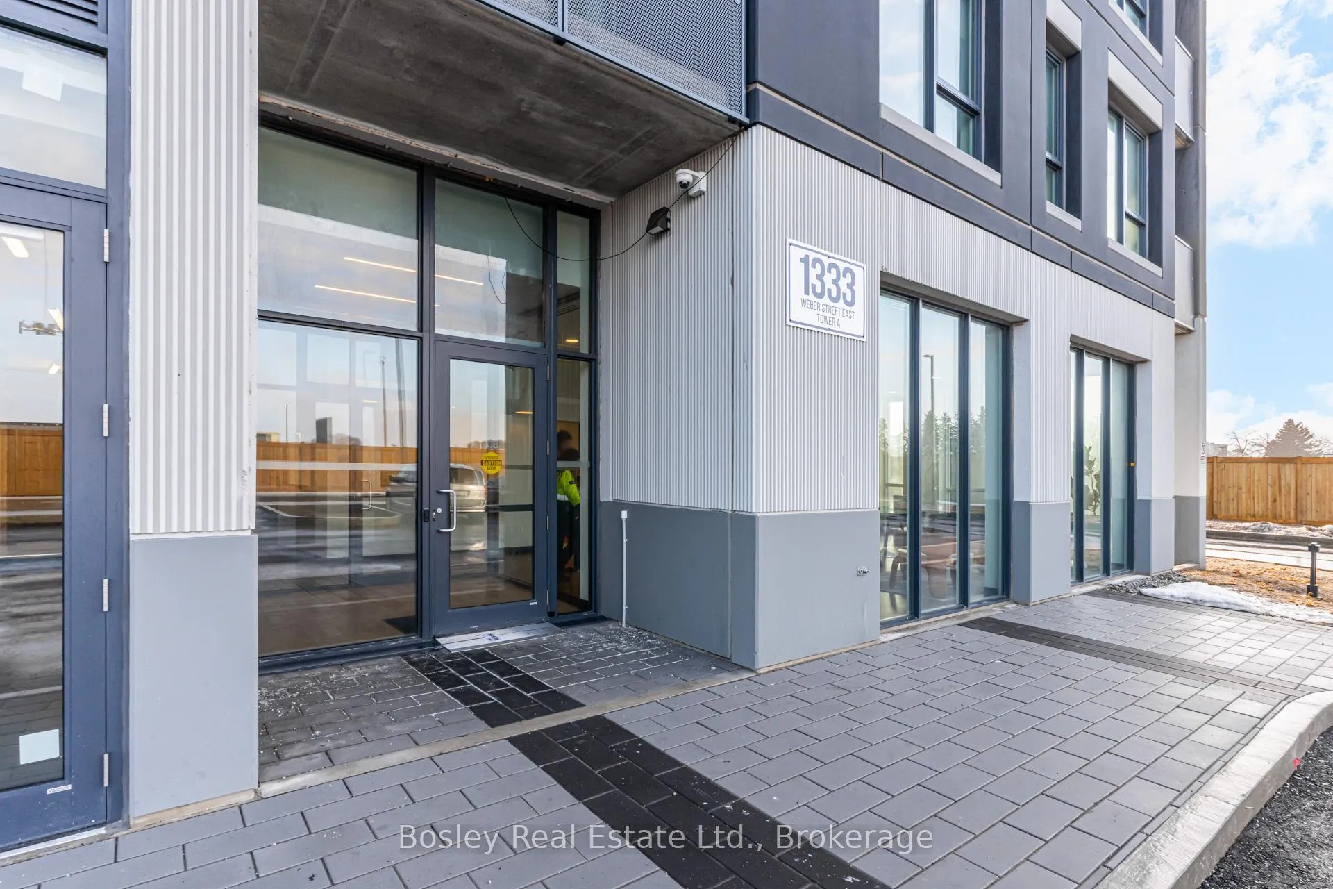 Photo 31 of Unit 1504, 1333 Weber Street E, Kitchener — HOMEH