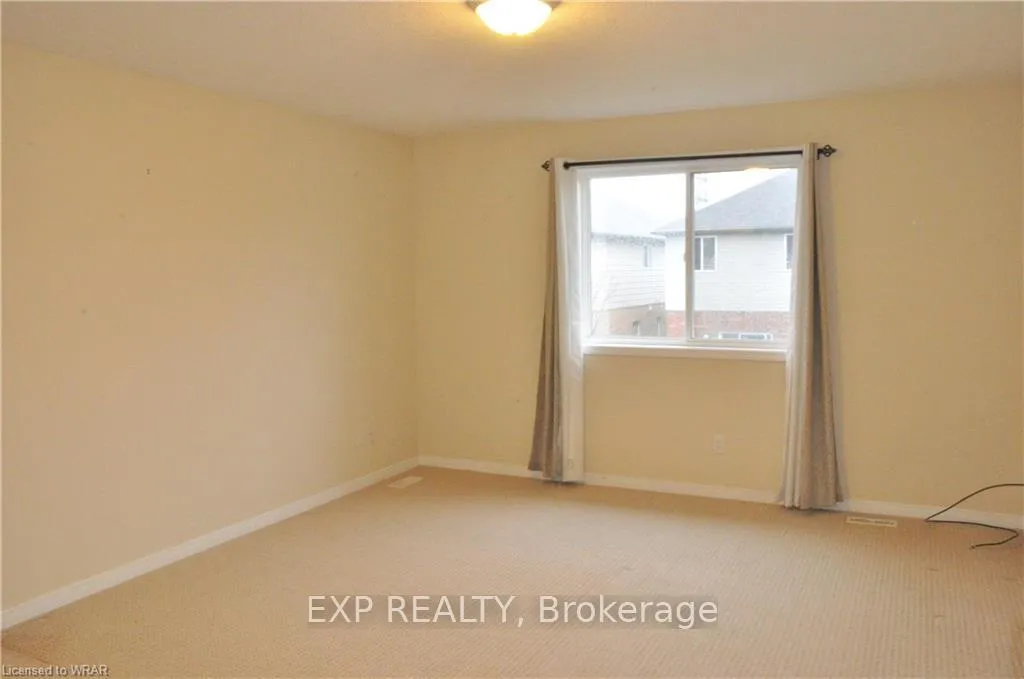 Photo 19 of 414 Bamberg Crescent, Waterloo — HOMEH