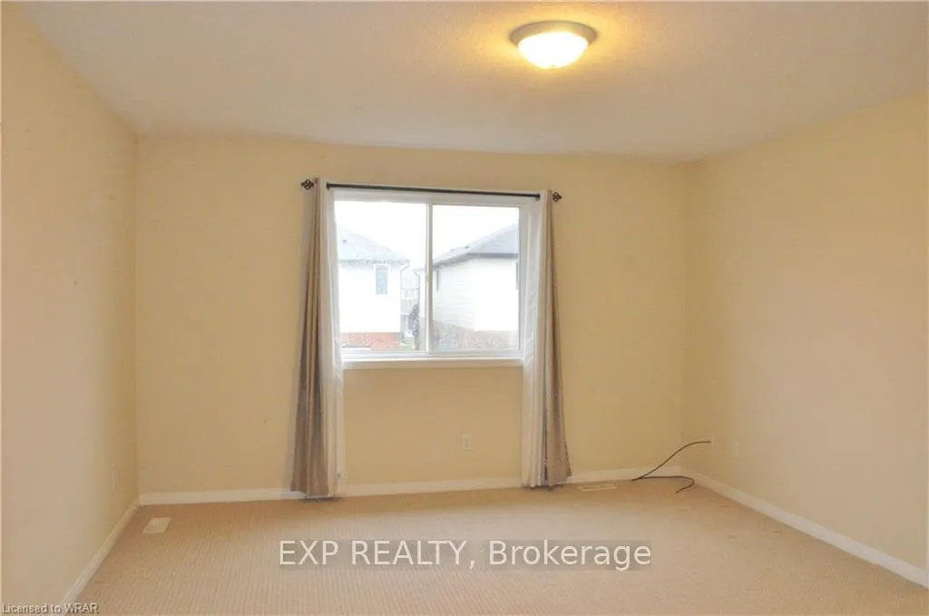 Photo 20 of 414 Bamberg Crescent, Waterloo — HOMEH