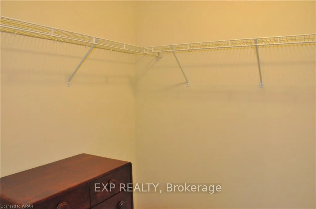 Photo 21 of 414 Bamberg Crescent, Waterloo — HOMEH