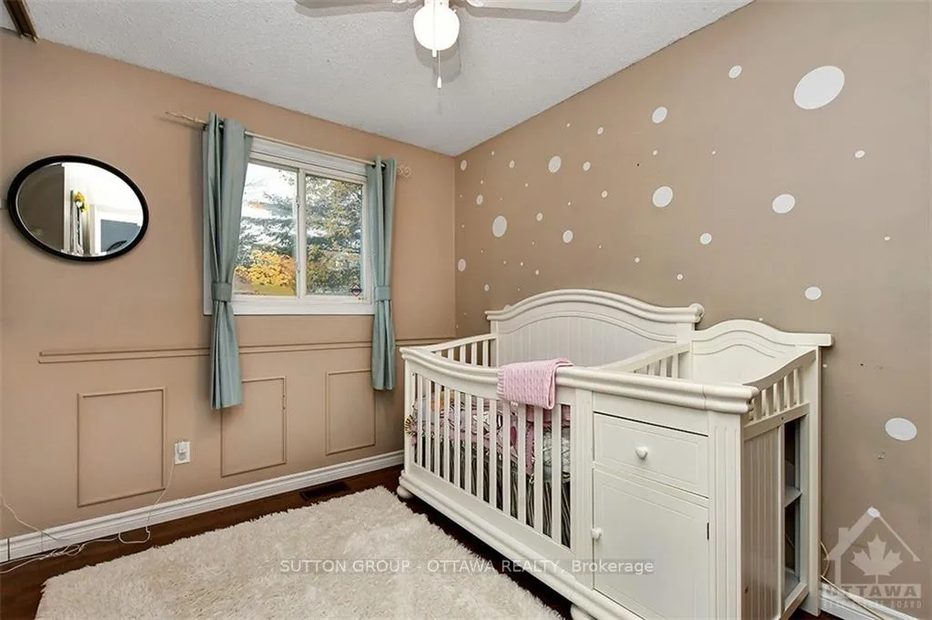 Photo 11 of 20 Dundegan Drive, Ottawa, Kanata - Glencairn/Hazeldean — HOMEH
