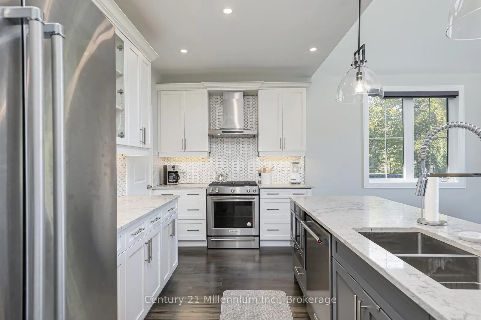 Photo 6 of 102 Red Pine Street, Blue Mountains — HOMEH