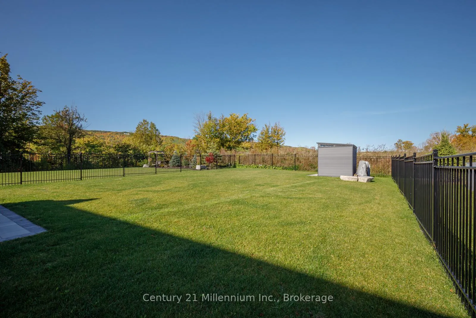Photo 36 of 102 Red Pine Street, Blue Mountains — HOMEH