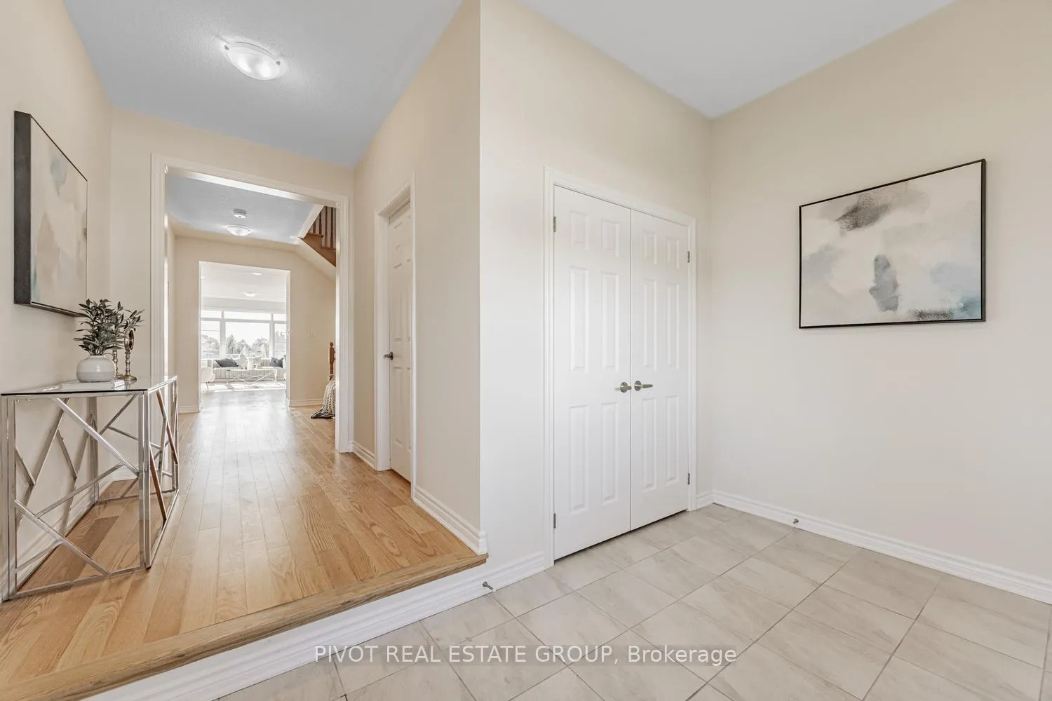 Photo 21 of 32 Waterfront Crescent, Whitby, Port Whitby — HOMEH