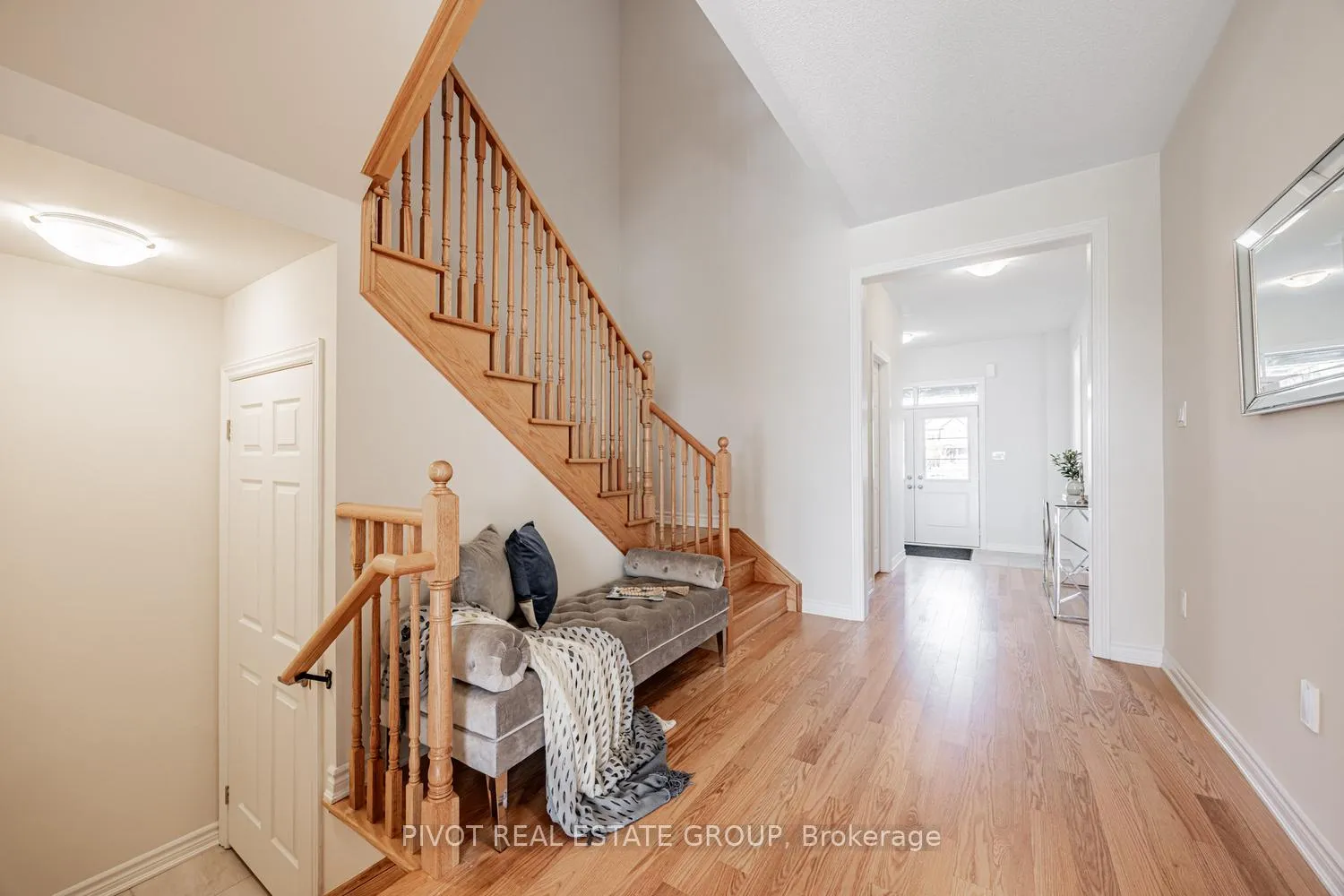 Photo 22 of 32 Waterfront Crescent, Whitby, Port Whitby — HOMEH
