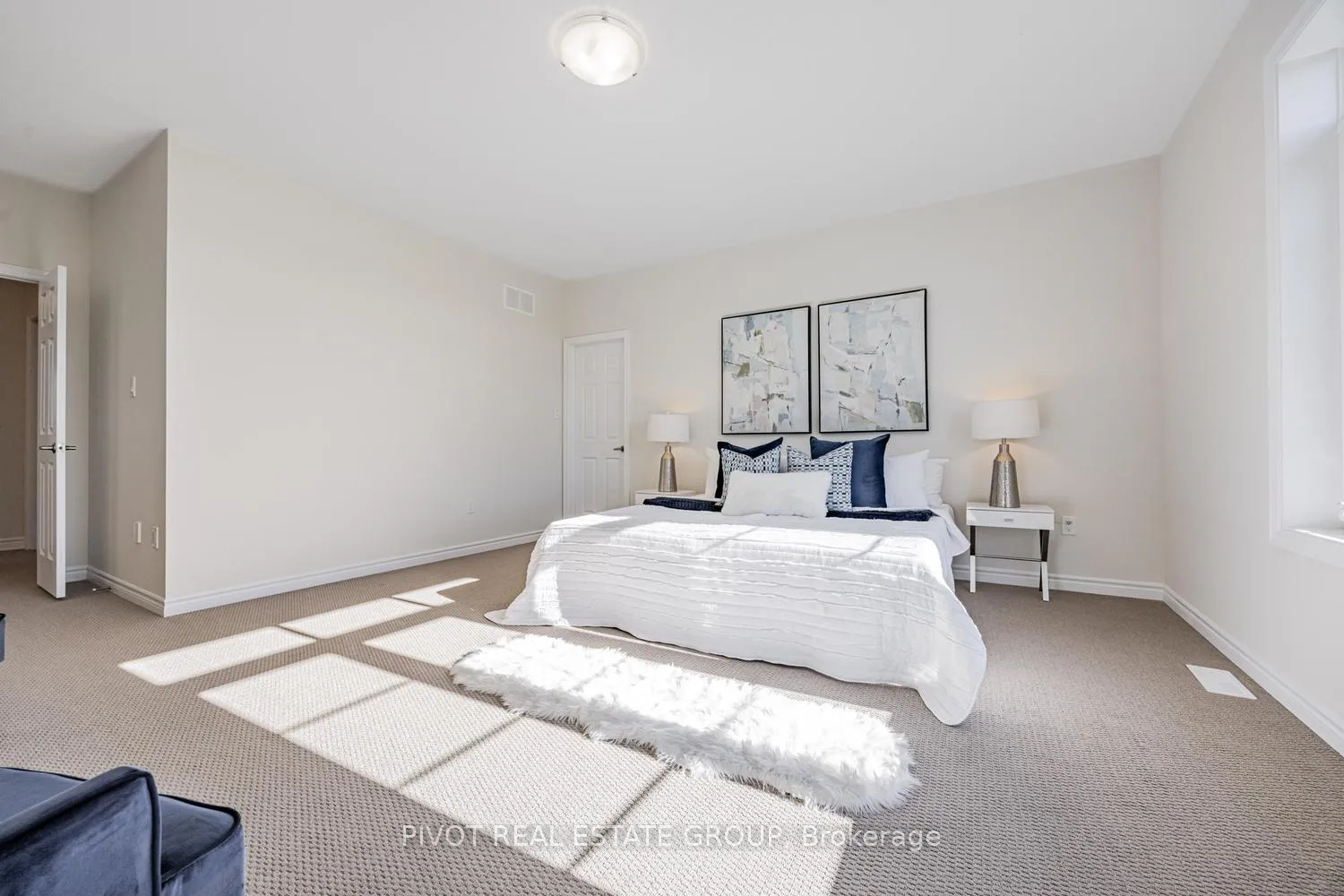 Photo 27 of 32 Waterfront Crescent, Whitby, Port Whitby — HOMEH
