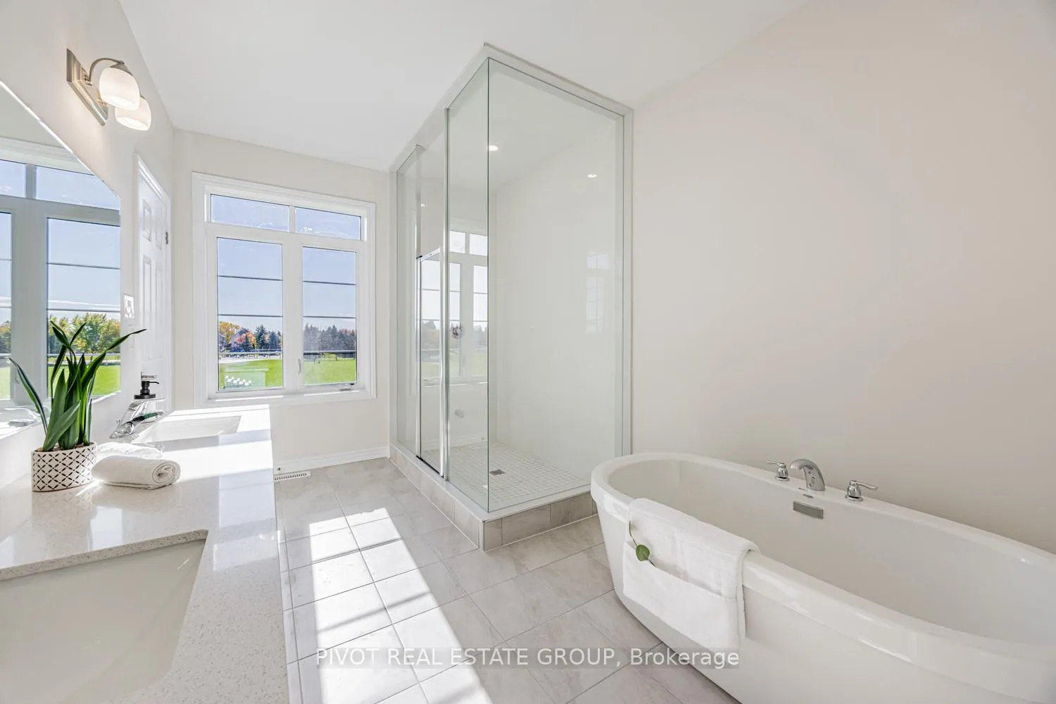 Photo 39 of 32 Waterfront Crescent, Whitby, Port Whitby — HOMEH