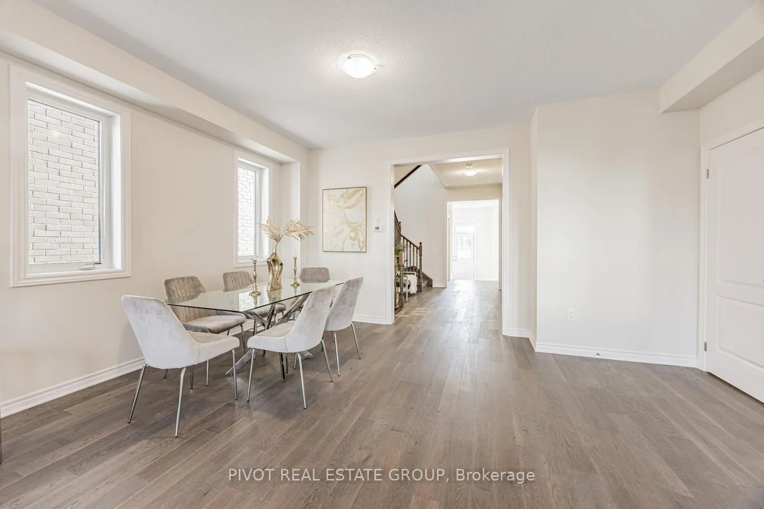 Photo 7 of 12 Waterfront Crescent, Whitby, Port Whitby — HOMEH