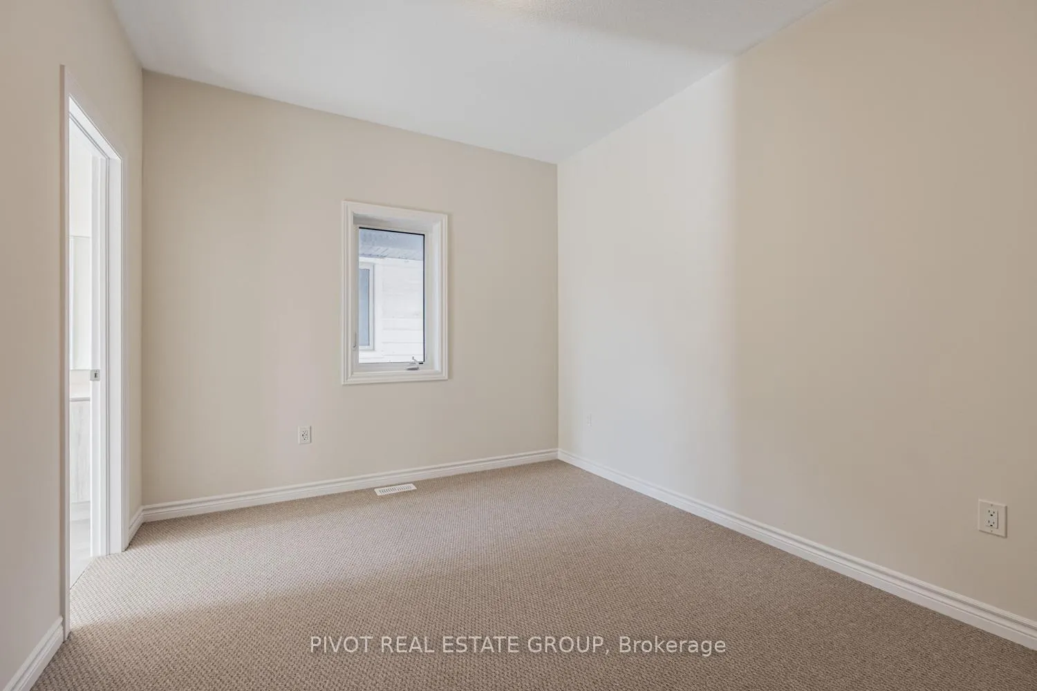 Photo 29 of 12 Waterfront Crescent, Whitby, Port Whitby — HOMEH