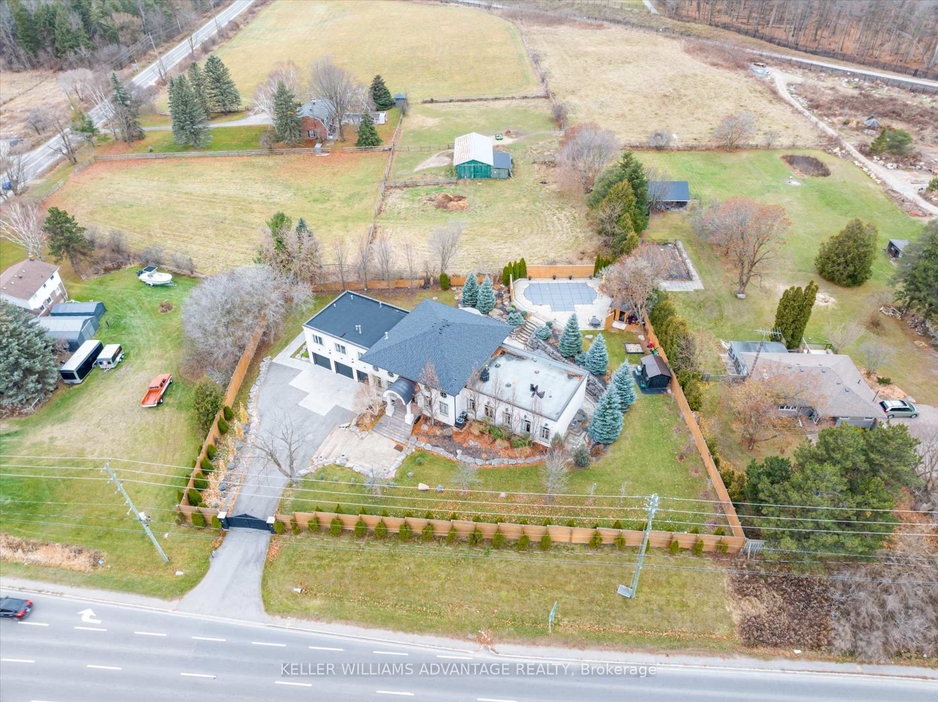 Photo 35 of 13790 Bathurst Street, King, Rural King — HOMEH