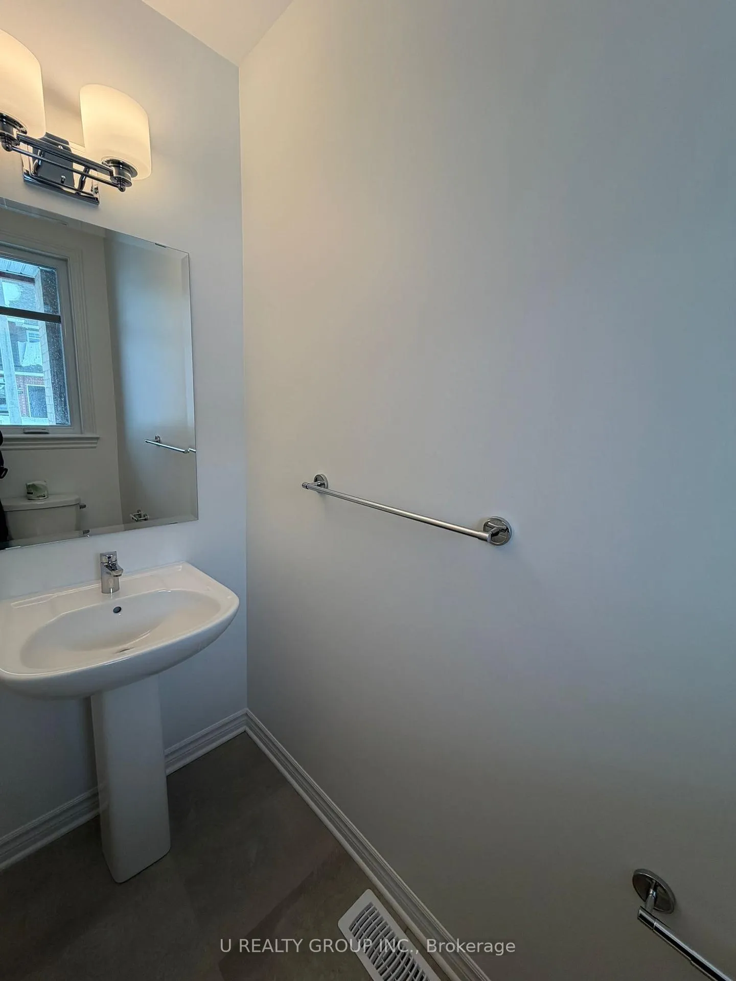 Photo 4 of 153 Kerala Place, Ottawa, Blossom Park/Kemp Park/Findlay Creek — HOMEH