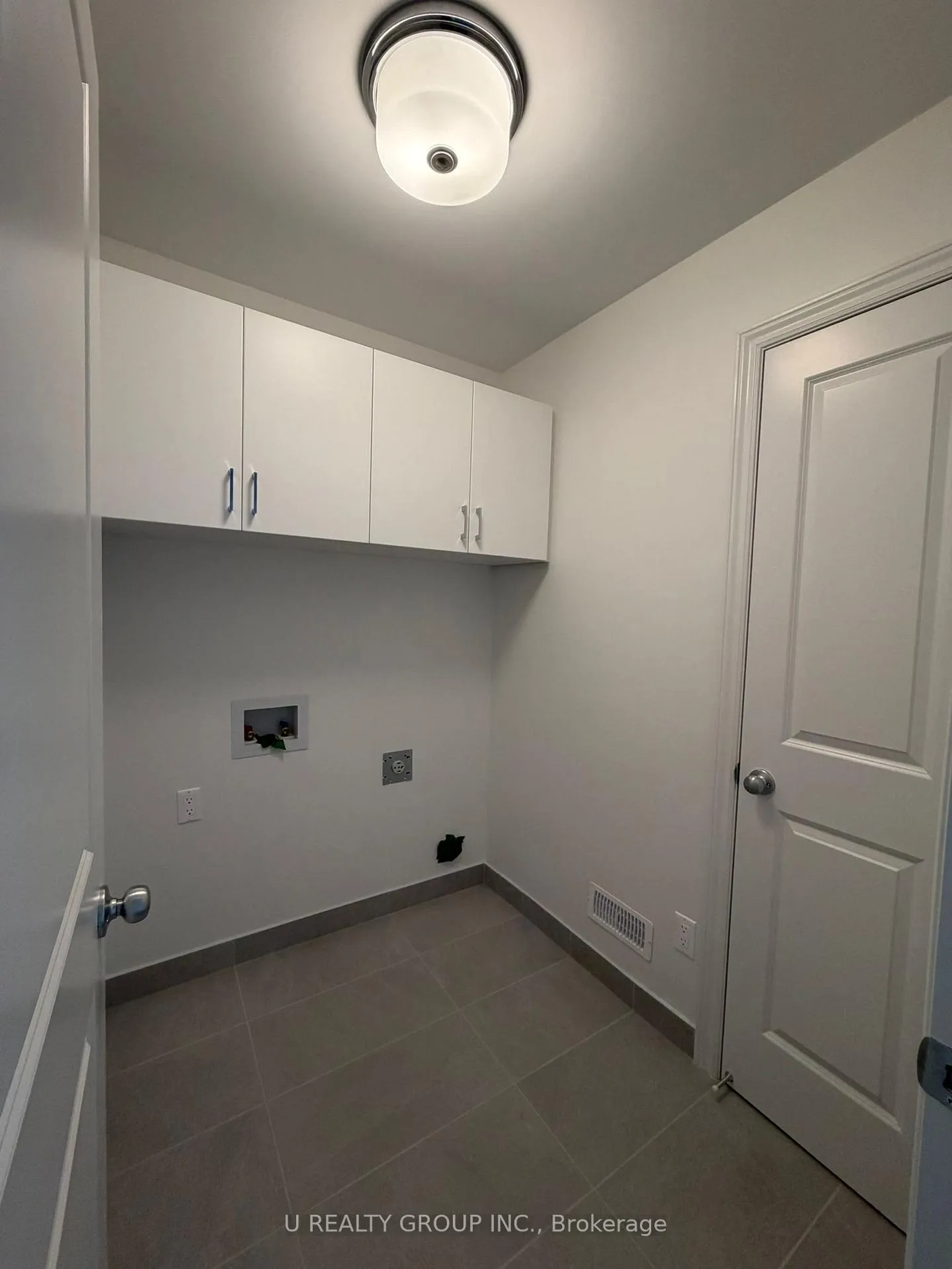 Photo 17 of 153 Kerala Place, Ottawa, Blossom Park/Kemp Park/Findlay Creek — HOMEH