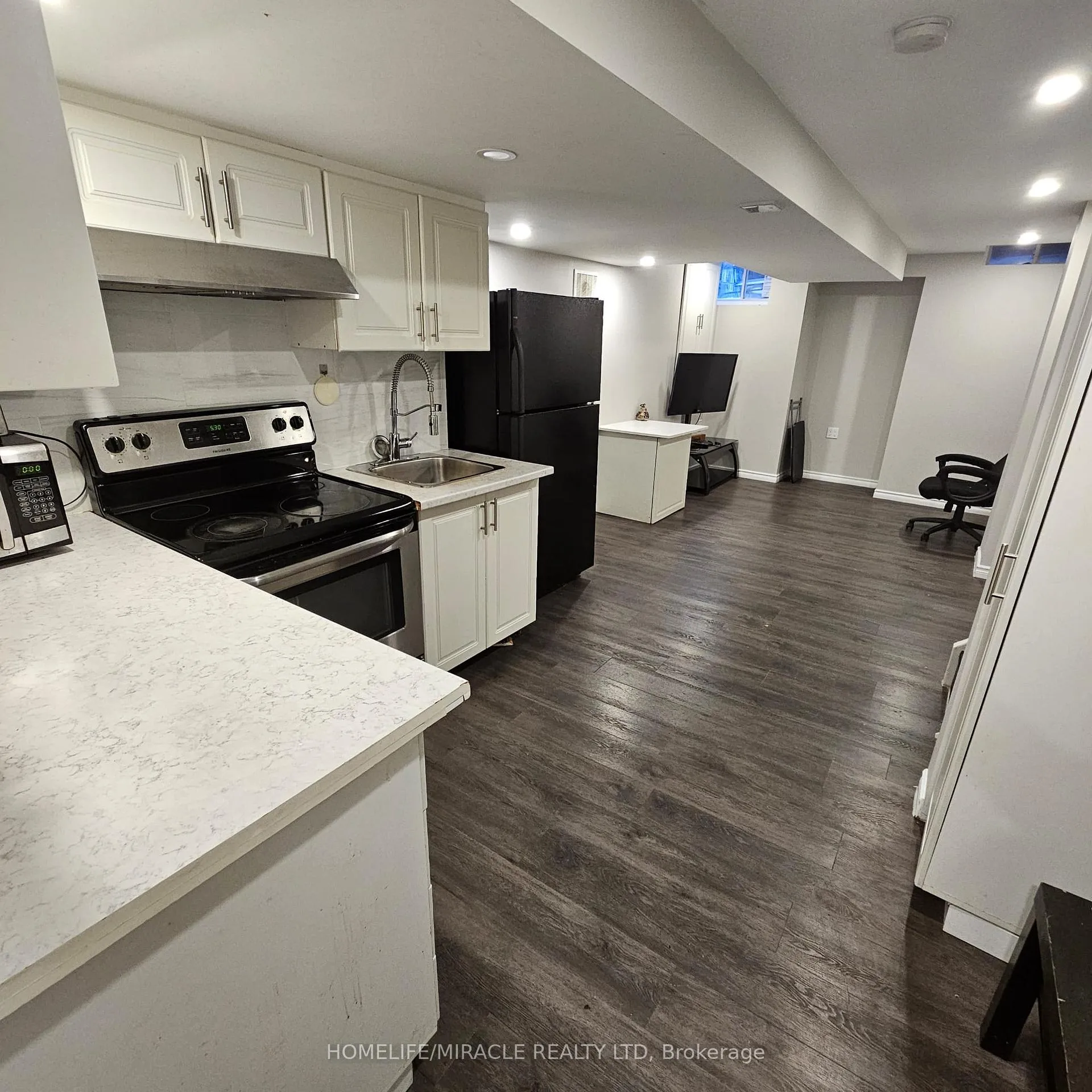 Photo 2 of Unit Basement, 903 Mckay Crescent, Milton, Beaty — HOMEH