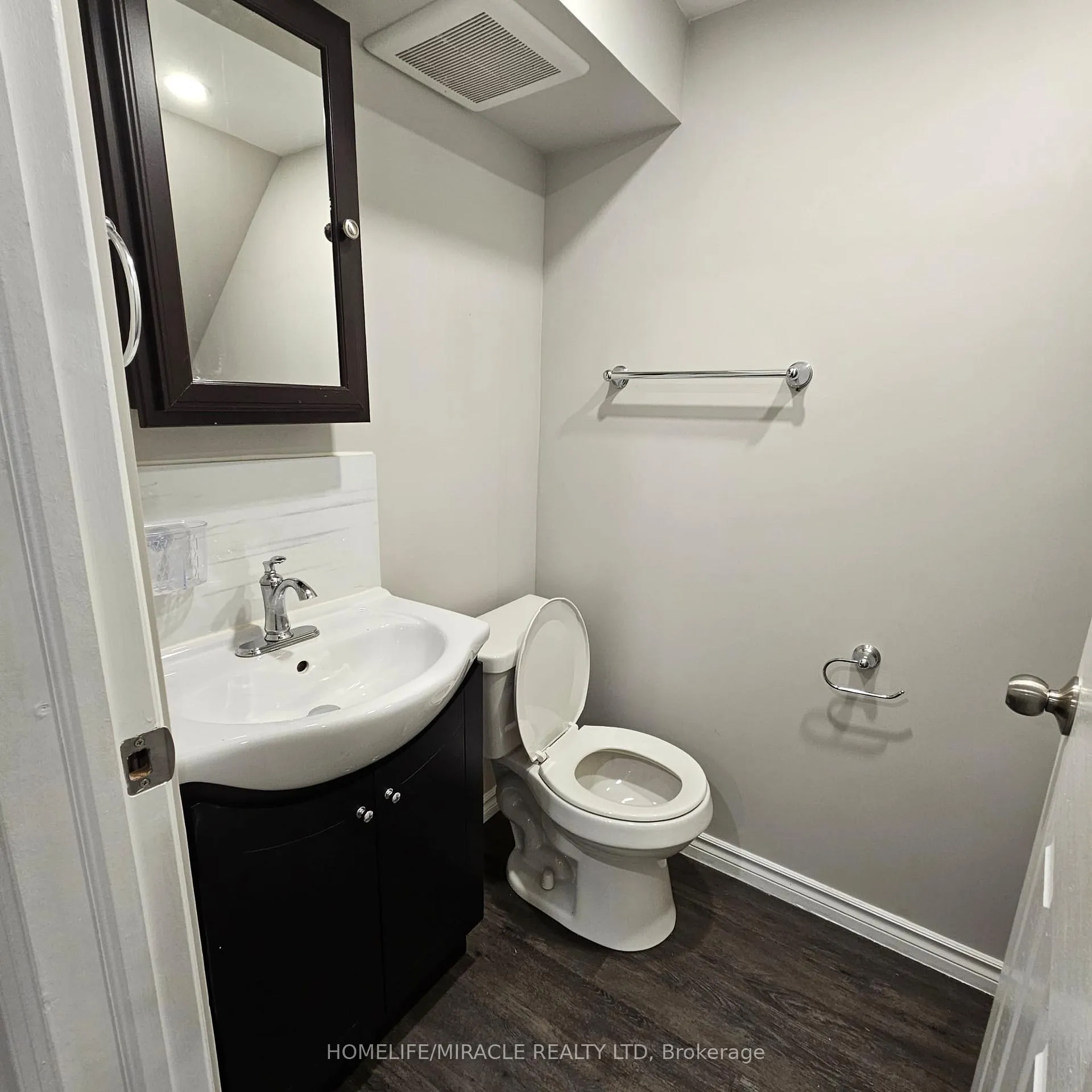 Photo 6 of Unit Basement, 903 Mckay Crescent, Milton, Beaty — HOMEH