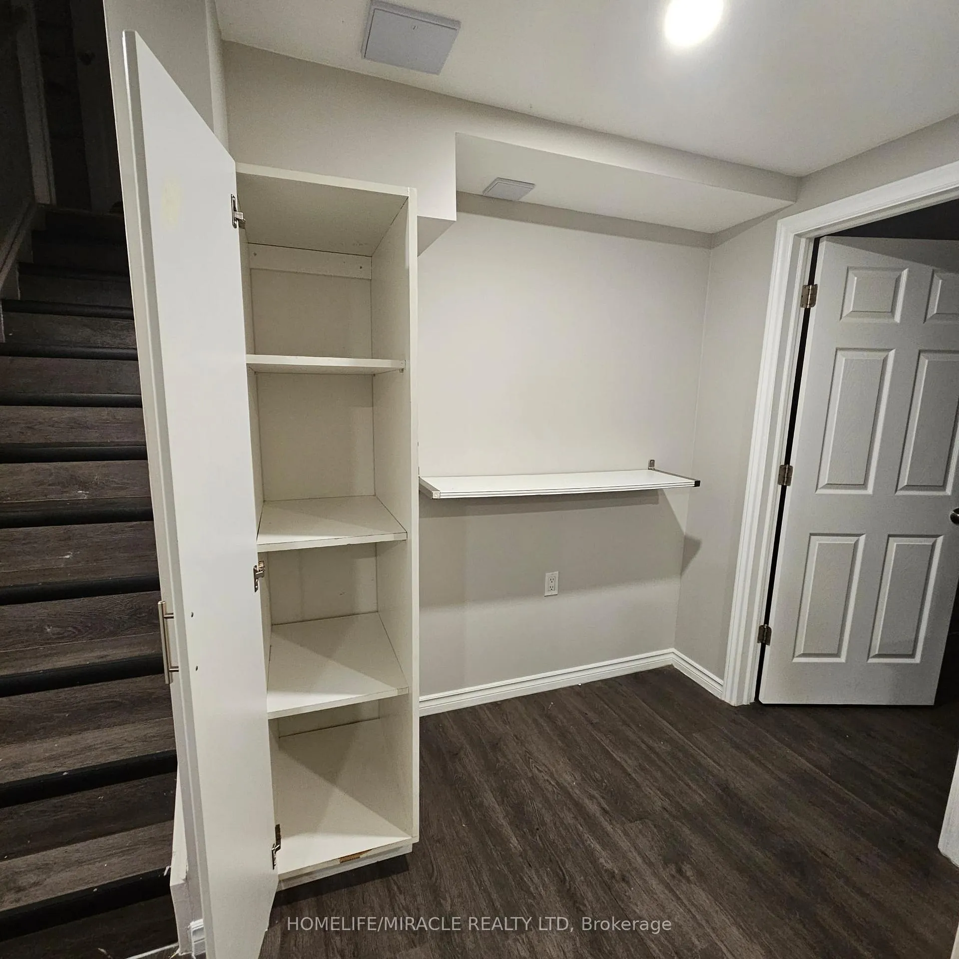 Photo 10 of Unit Basement, 903 Mckay Crescent, Milton, Beaty — HOMEH