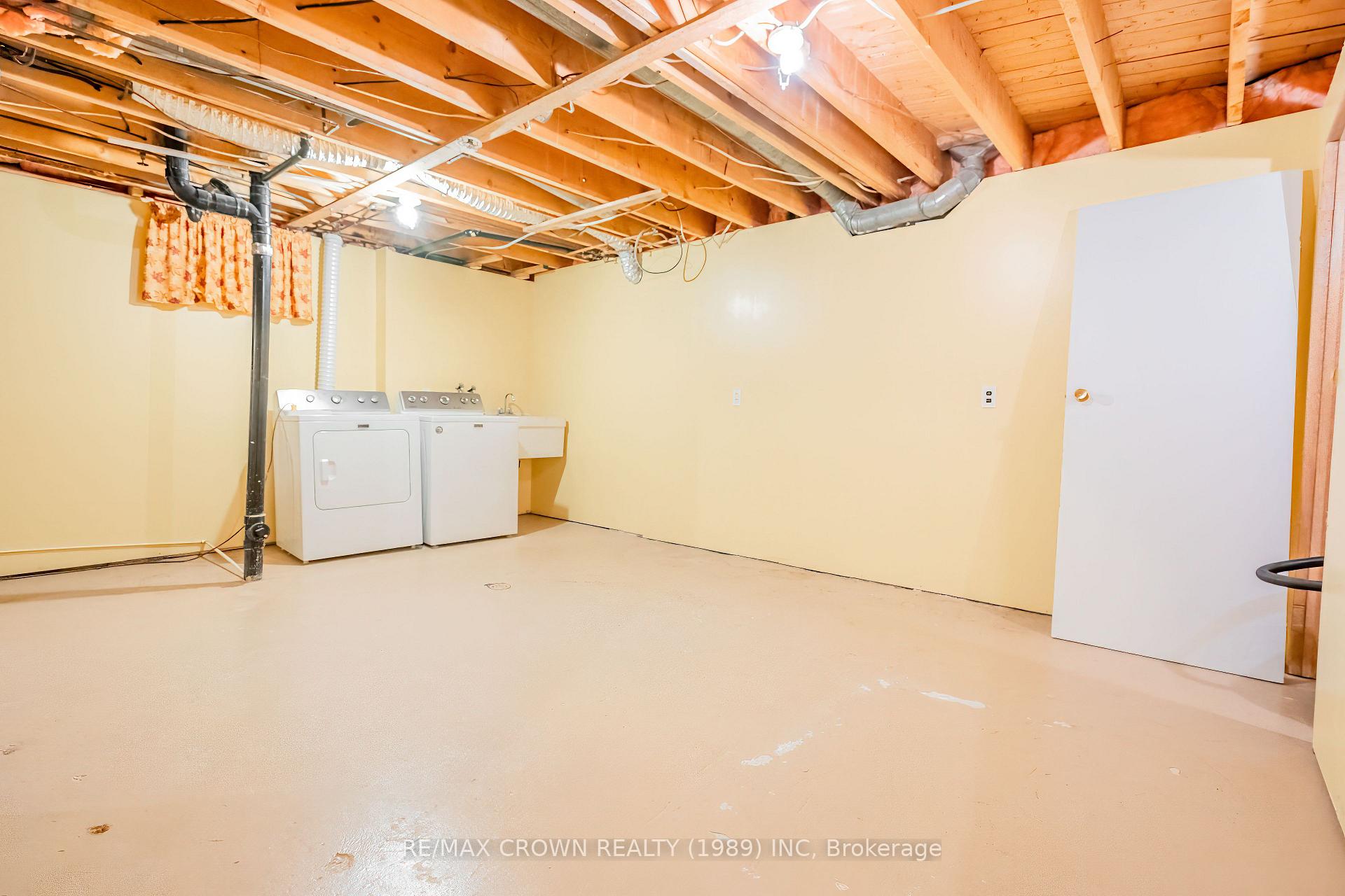 Photo 34 of 3 Frontenac Crescent, Kapuskasing — HOMEH