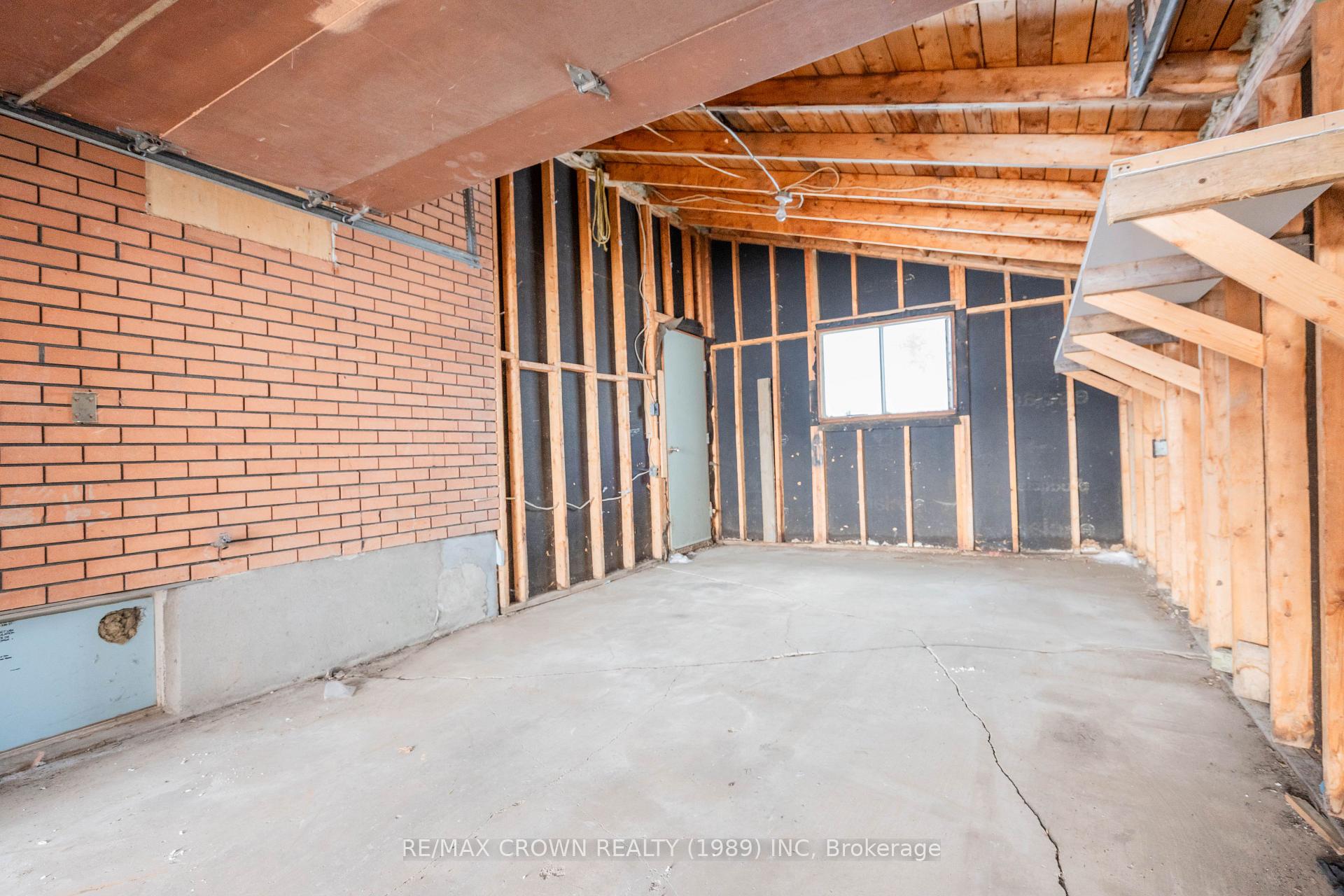 Photo 42 of 3 Frontenac Crescent, Kapuskasing — HOMEH