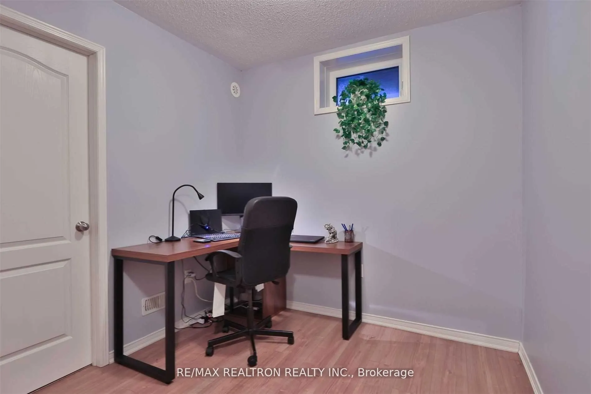 Photo 16 of 2456 Bromus Path, Oshawa, Windfields — HOMEH