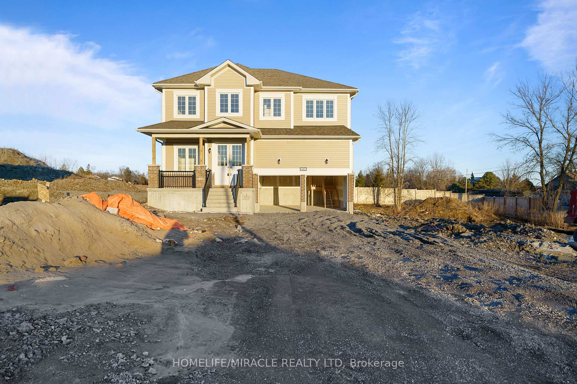 Photo 1 of 102 Windermere Boulevard, Loyalist, Bath — HOMEH