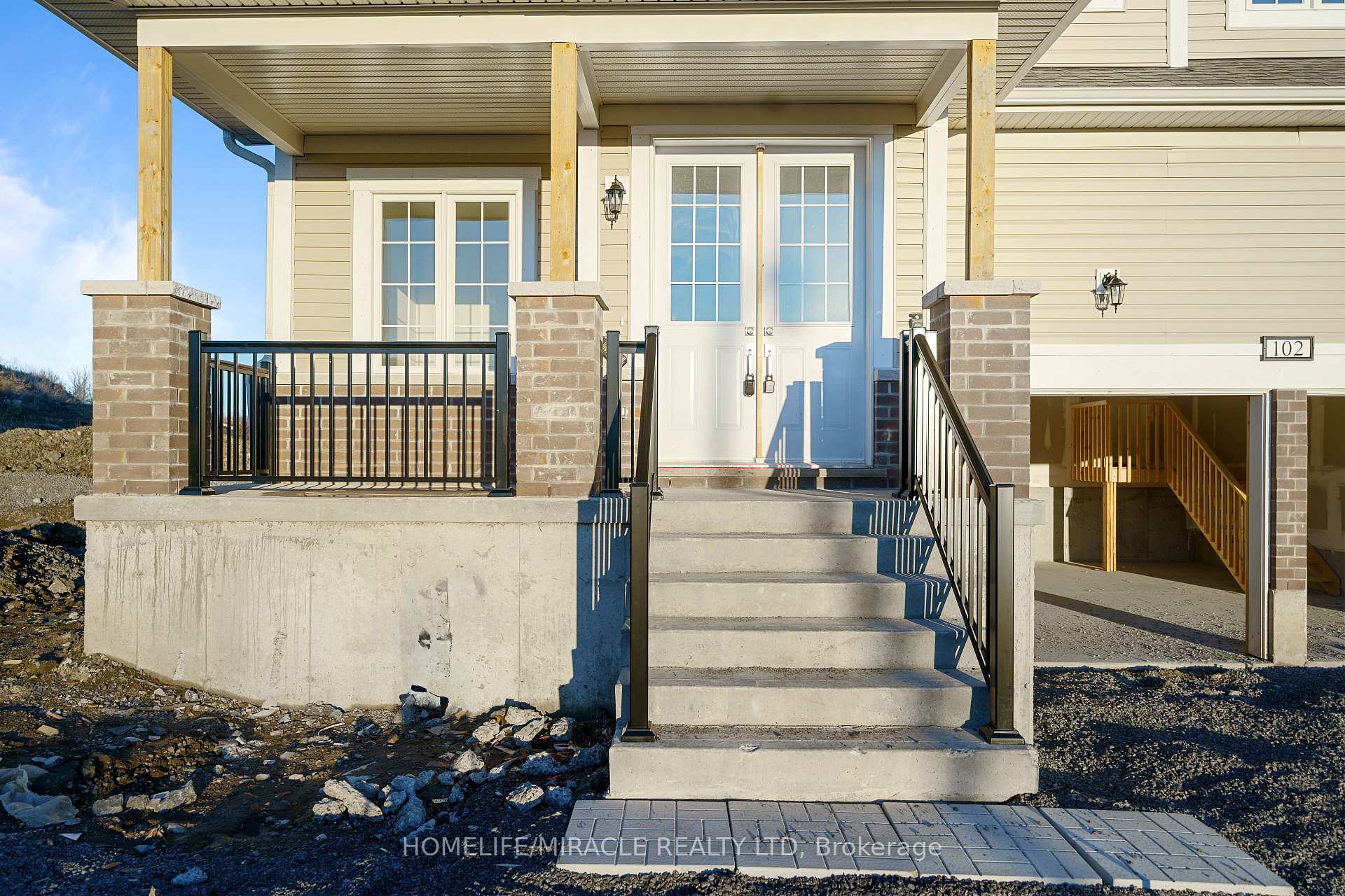 Photo 3 of 102 Windermere Boulevard, Loyalist, Bath — HOMEH
