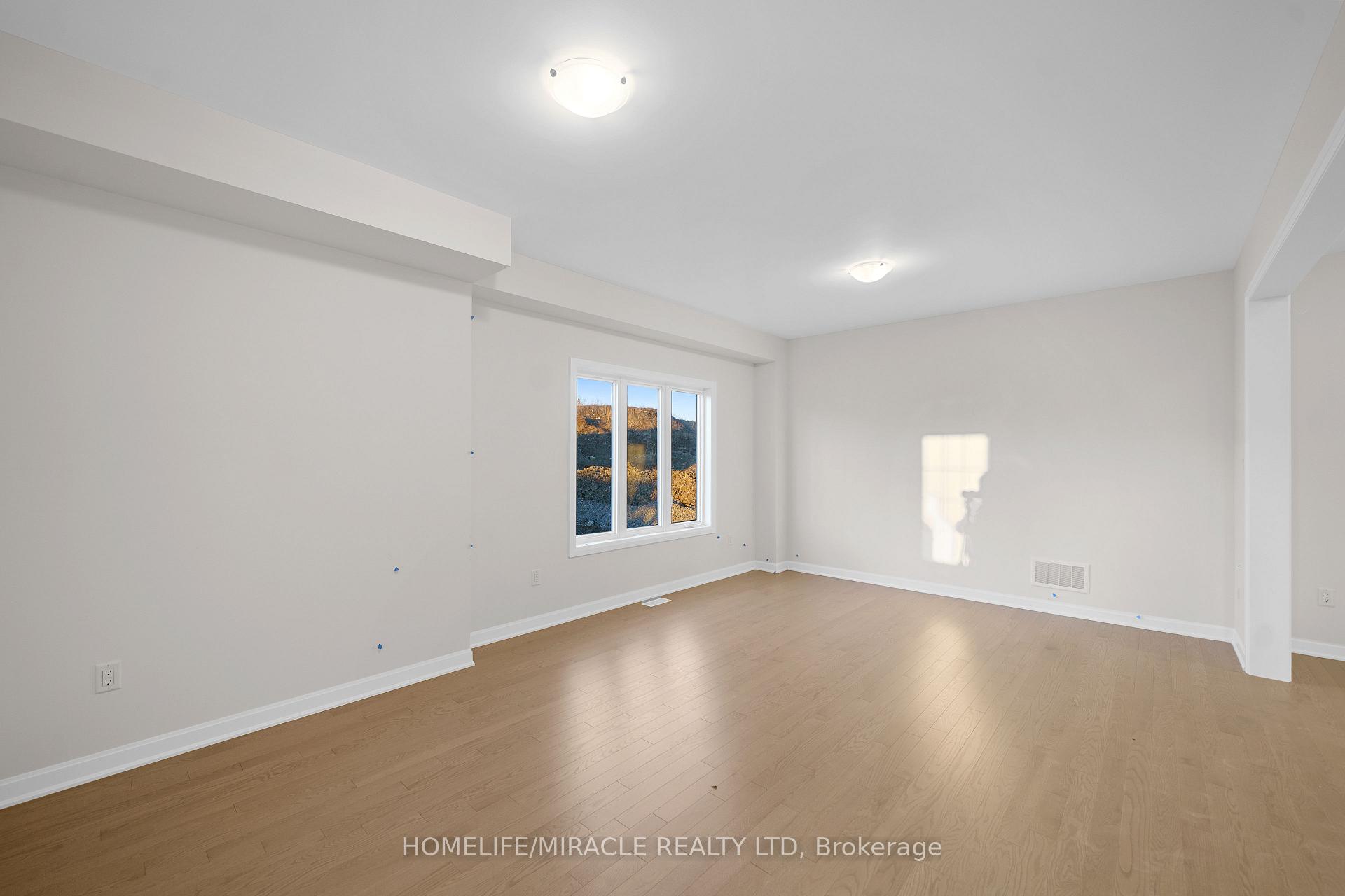 Photo 11 of 102 Windermere Boulevard, Loyalist, Bath — HOMEH