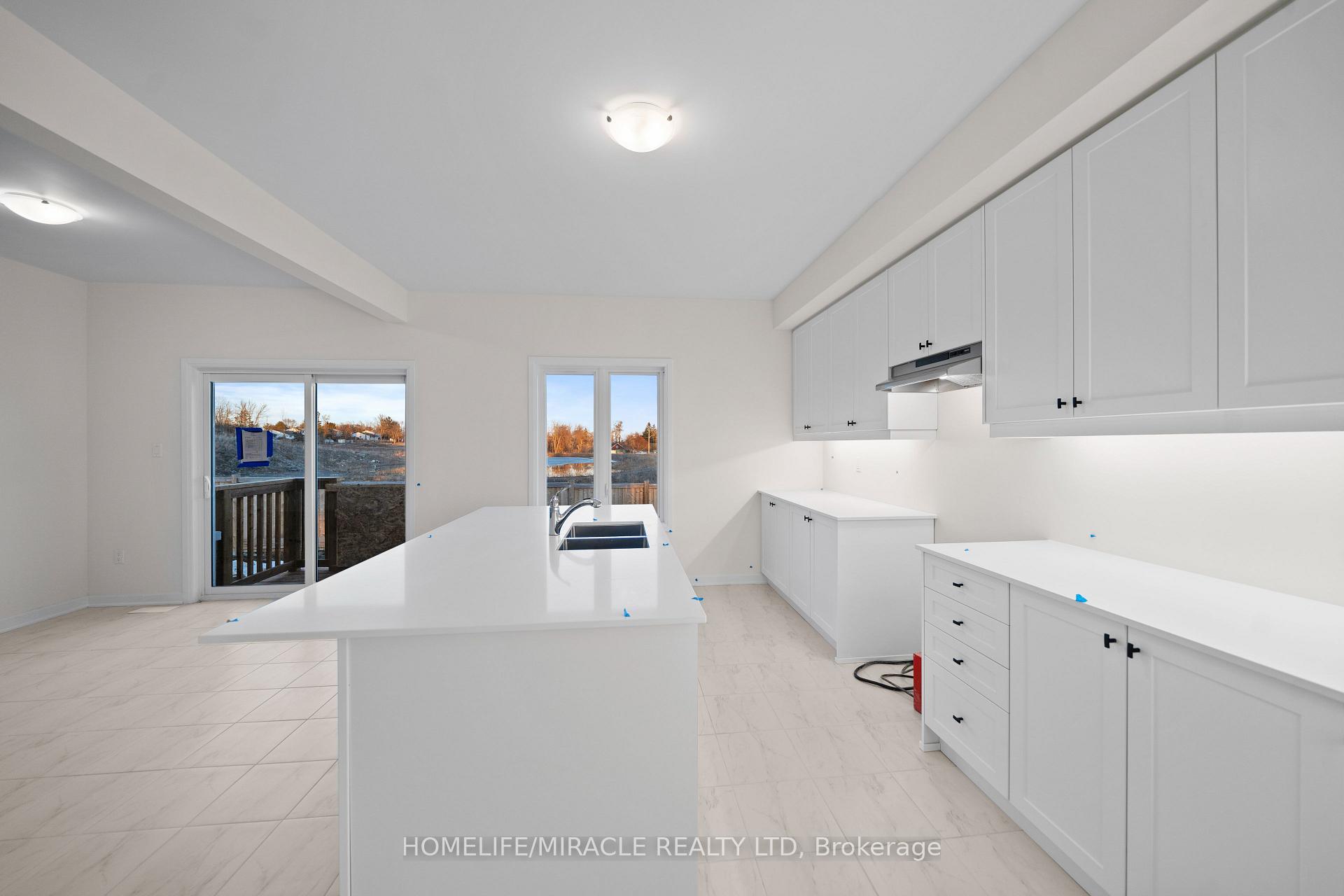 Photo 16 of 102 Windermere Boulevard, Loyalist, Bath — HOMEH