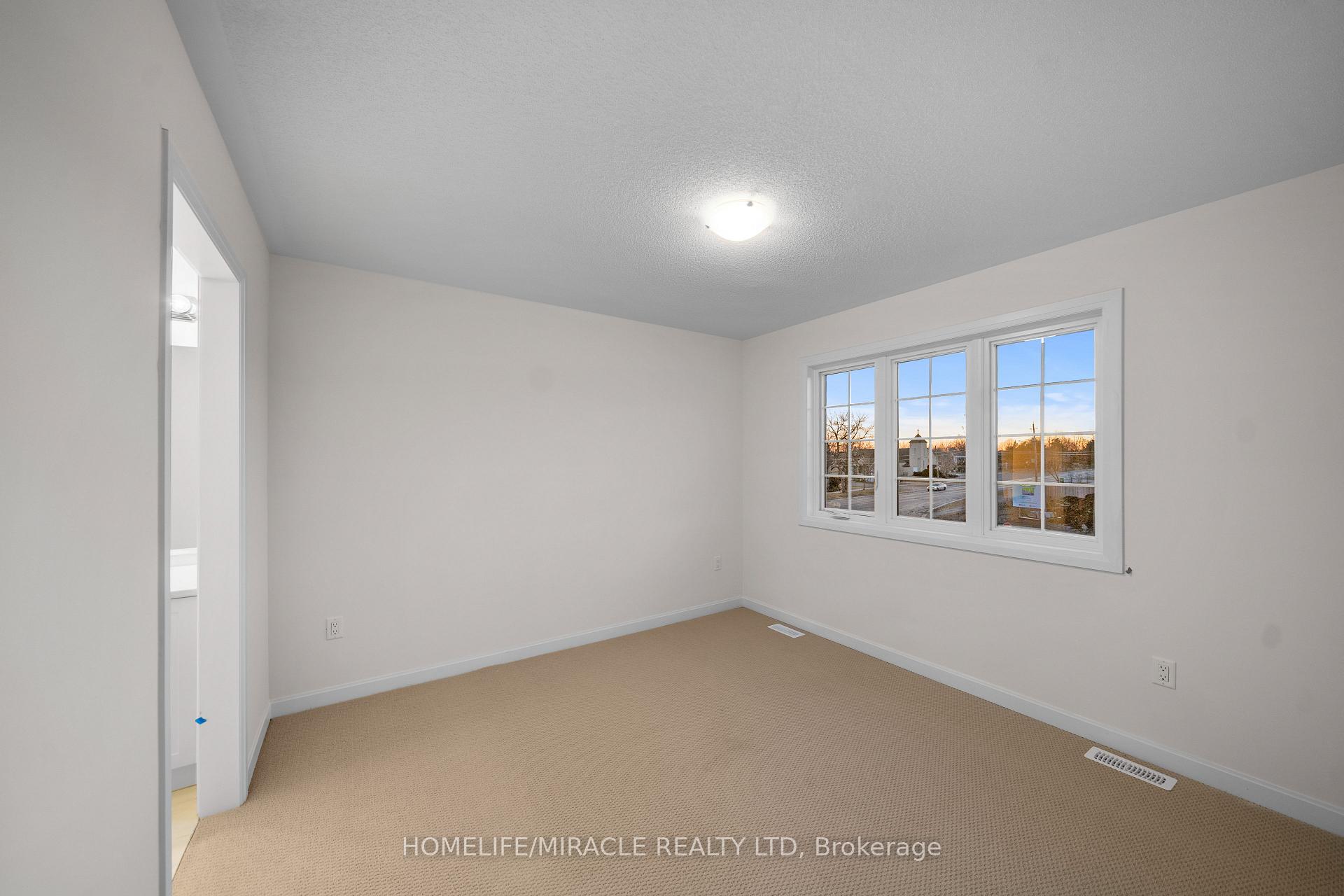 Photo 28 of 102 Windermere Boulevard, Loyalist, Bath — HOMEH