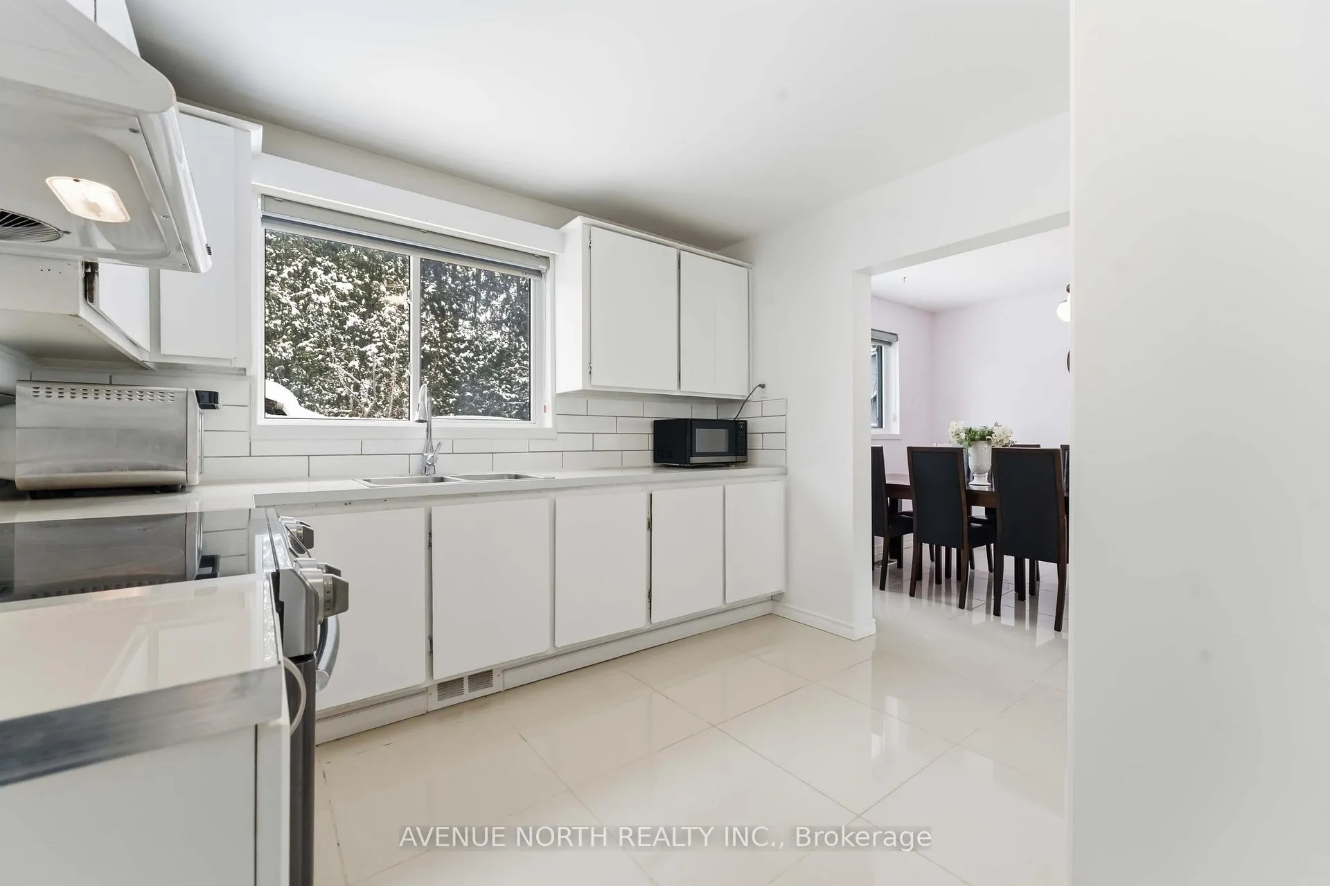 Photo 10 of 923 Pinecrest Road, Ottawa, Queensway Terrace North — HOMEH
