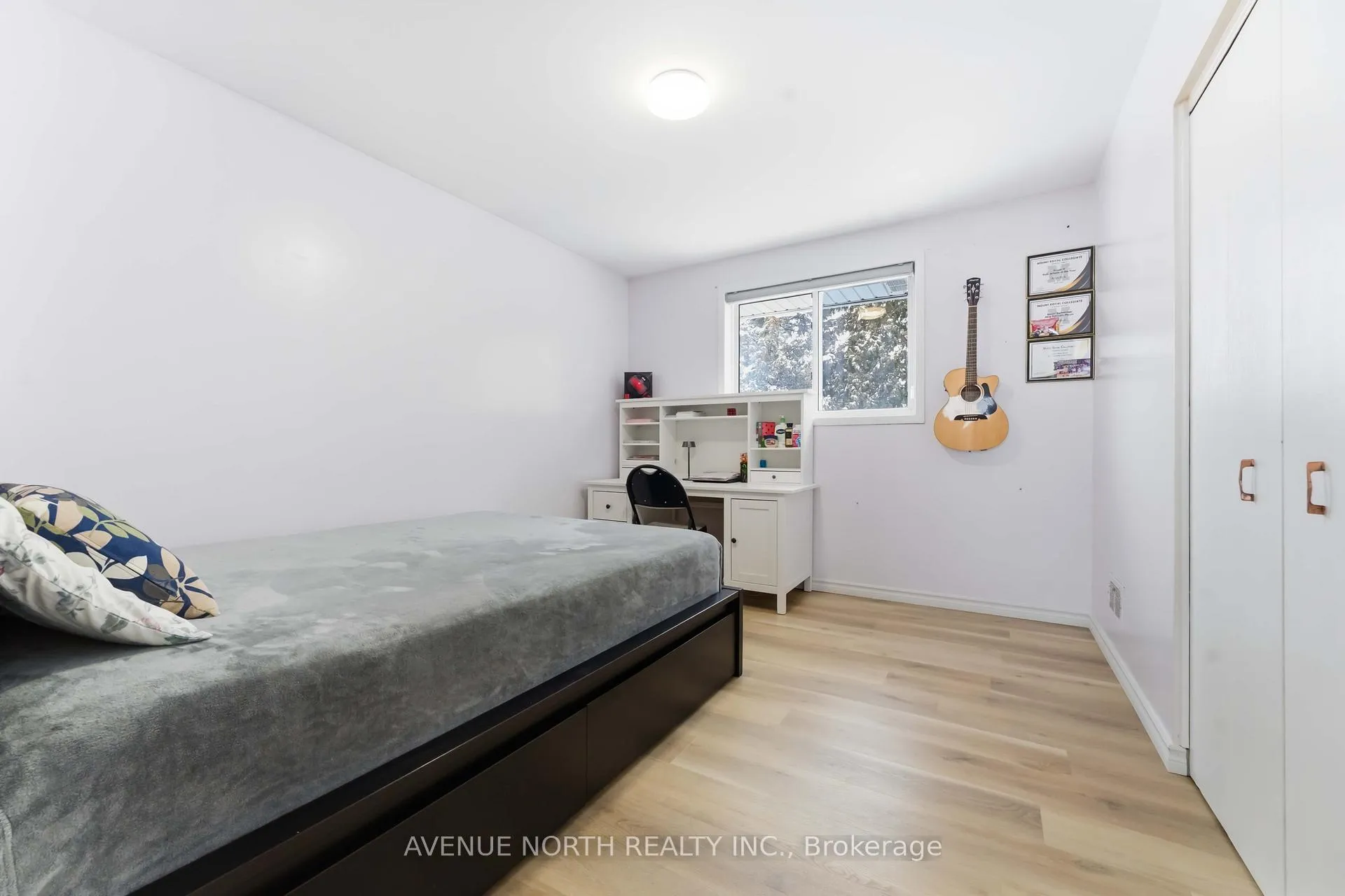 Photo 22 of 923 Pinecrest Road, Ottawa, Queensway Terrace North — HOMEH