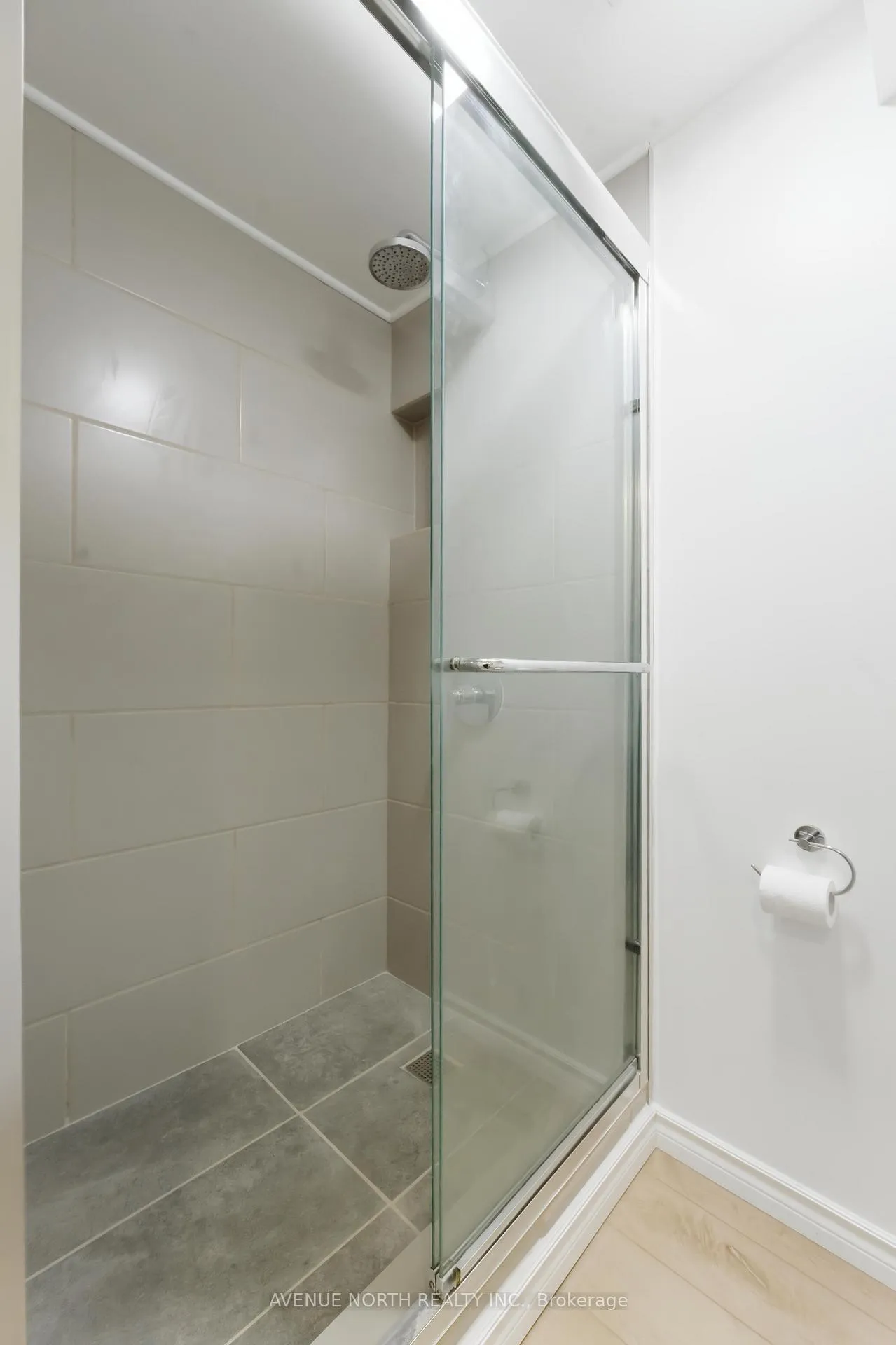 Photo 32 of 923 Pinecrest Road, Ottawa, Queensway Terrace North — HOMEH