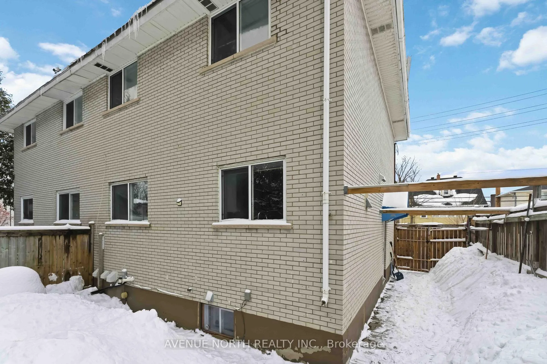 Photo 36 of 923 Pinecrest Road, Ottawa, Queensway Terrace North — HOMEH