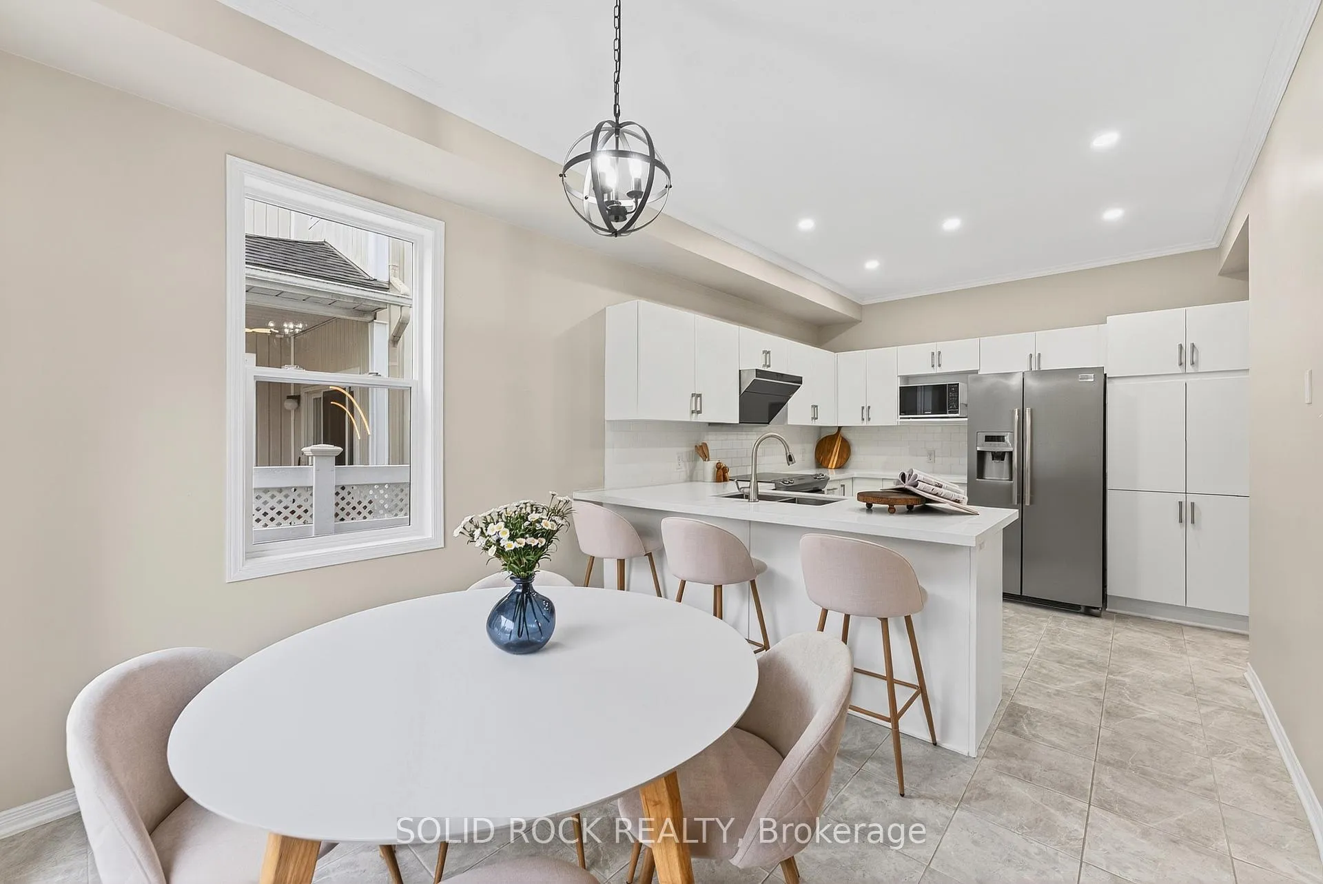 Photo 15 of 50 Insmill Crescent, Ottawa, Kanata - Kanata Lakes/Heritage Hills — HOMEH