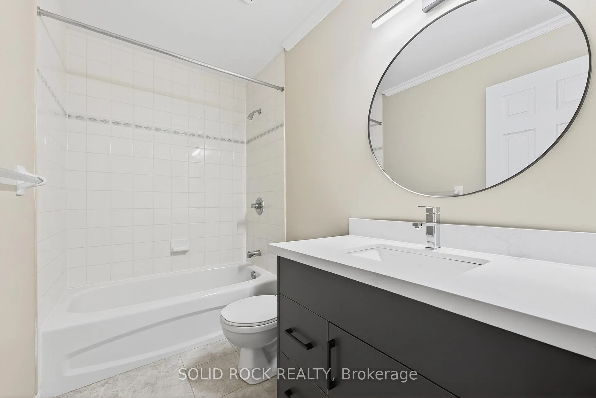 Photo 26 of 50 Insmill Crescent, Ottawa, Kanata - Kanata Lakes/Heritage Hills — HOMEH