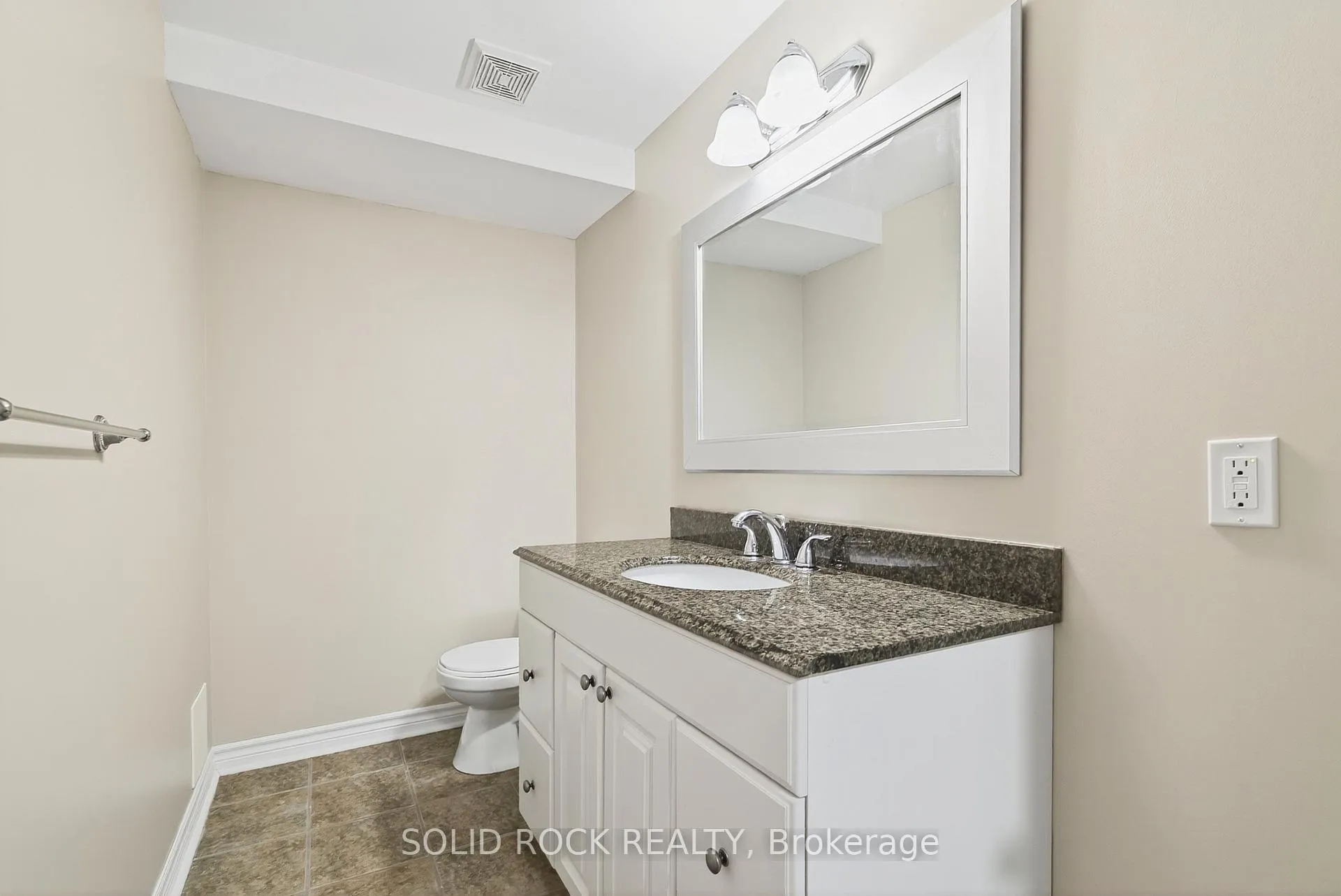Photo 30 of 50 Insmill Crescent, Ottawa, Kanata - Kanata Lakes/Heritage Hills — HOMEH