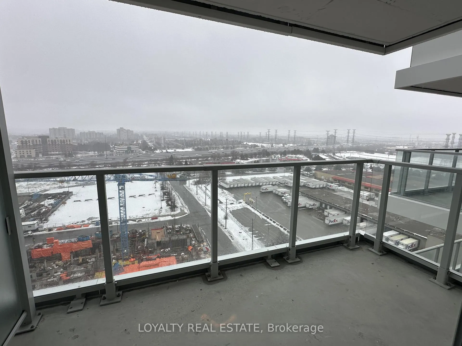 Photo 11 of Unit 1501, 1010 Sandy Beach Road, Pickering, Bay Ridges — HOMEH